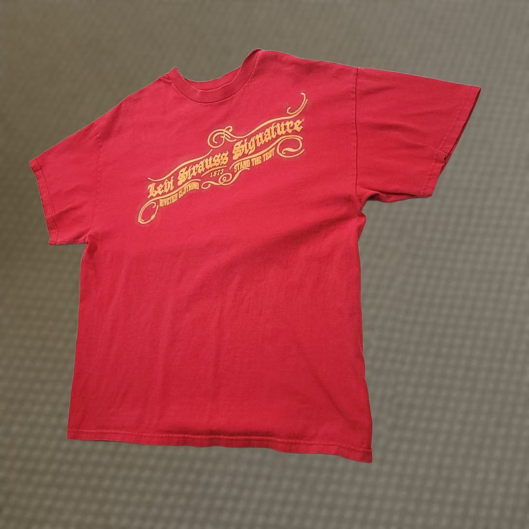 Levi's VINTAGE Levi Strauss Signature T Shirt Mens XL Red Short Sleeve SEE PHOTOS Size US XL / EU 56 / 4 - 1 Thumbnail