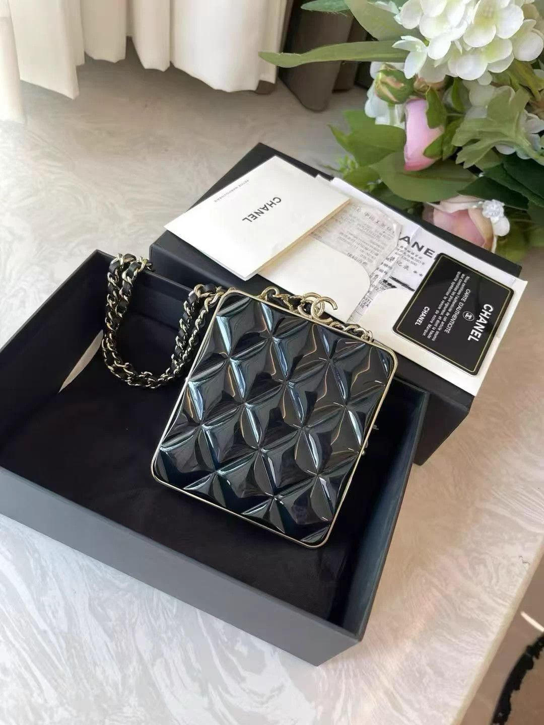 Chanel Chanel 22C Acrylic Black Clutch with Chain Evening Full Set Size ONE SIZE - 6 Thumbnail