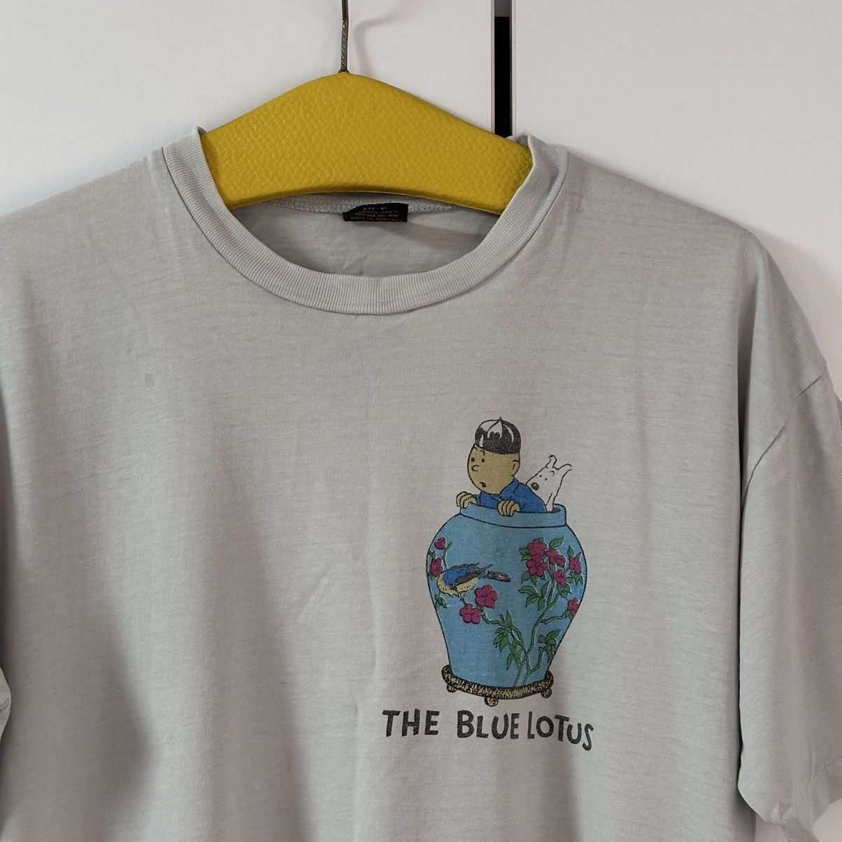 Cartoon Network Vintage The Adventures Of Tin Tin The Blue Lotus T-Shirt Size US XL / EU 56 / 4 - 6 Thumbnail