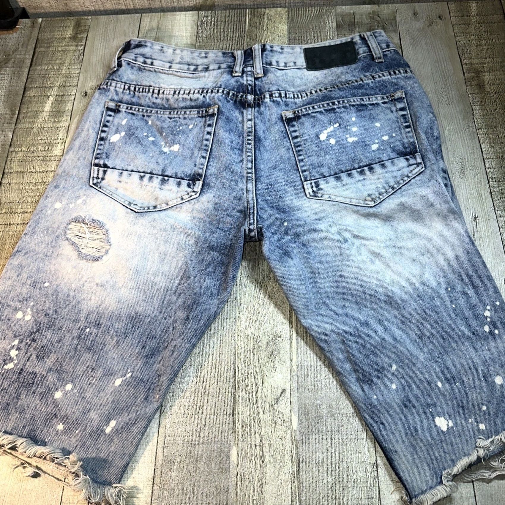 Denime VINTAGE Smoke Rise Bermuda Shorts Denim 32 Mens Distressed Acid Wash Blue Gray 5-Pocket Zip Front Casual Size US 32 / EU 48 - 4 Thumbnail
