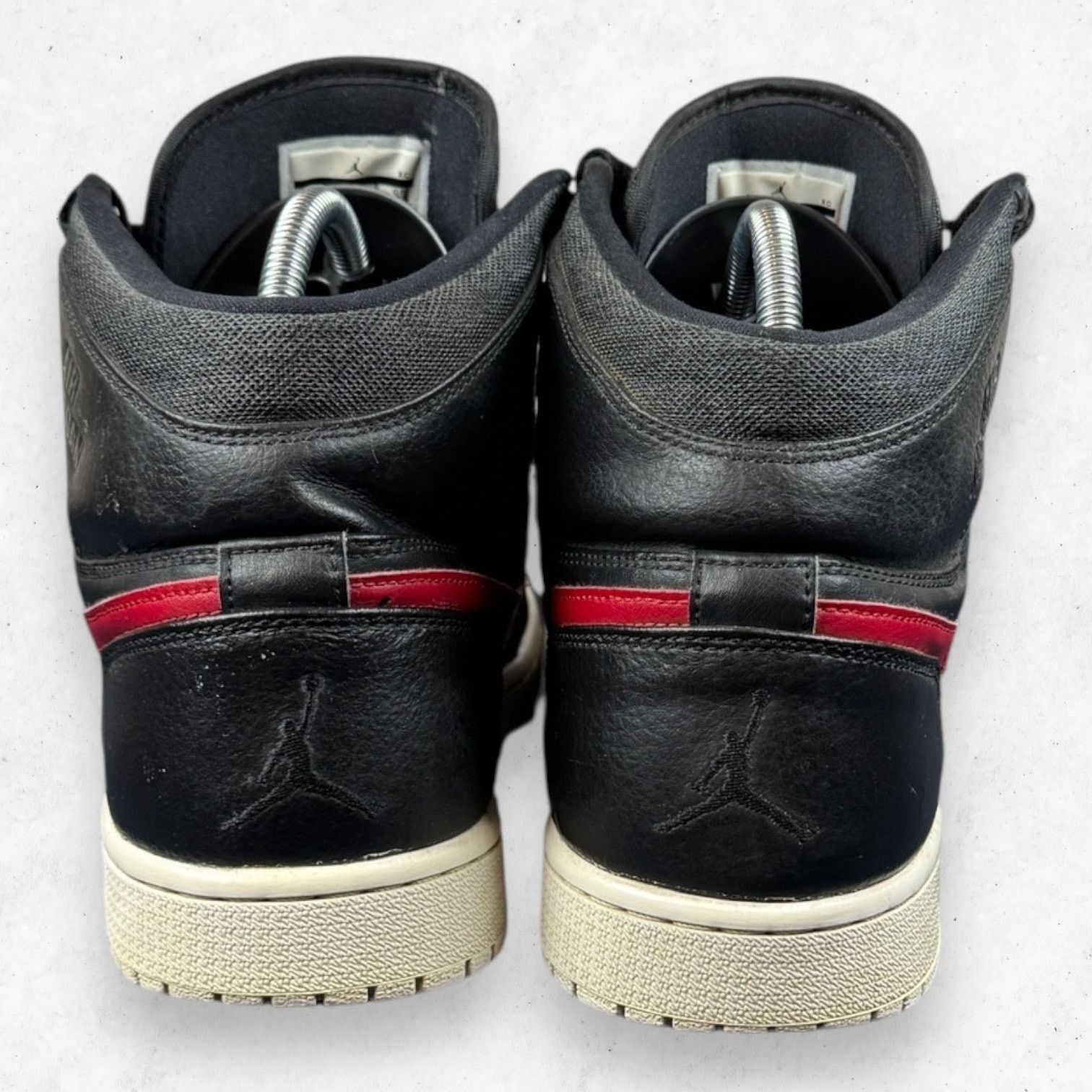 Jordan Brand Air Jordan 1 Retro High Rare Air Black Red Sz 11.5 Size US 11.5 / EU 44-45 - 9 Thumbnail