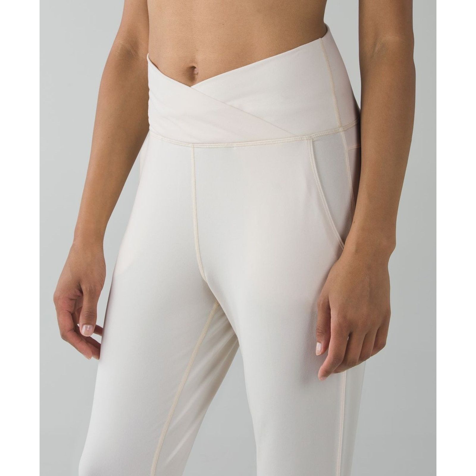 Lululemon Lululemon Sunset Salutation Capris Leggings Fold Waist 2 Size 26" / US 2 / IT 38 - 6 Thumbnail