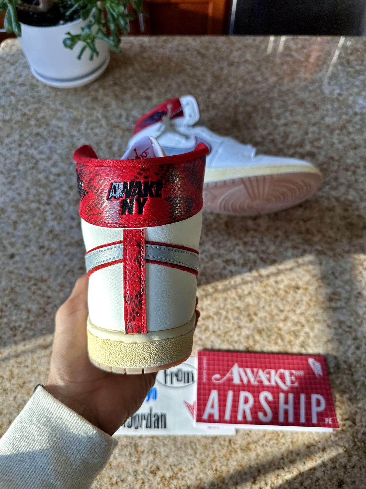 Awake NY × Nike Nike Jordan x Awake NY Air Ship PE SP - Size 12 Size US 12 / EU 45 - 8 Thumbnail