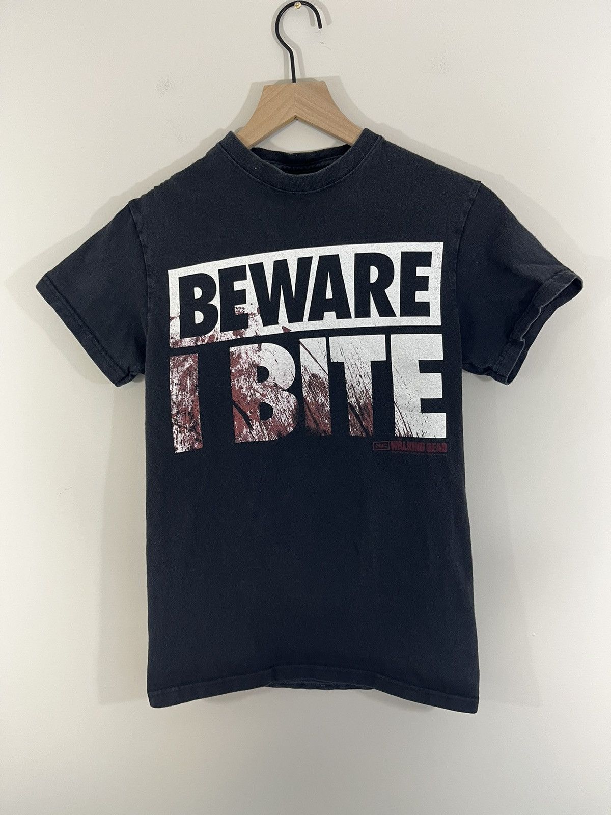 I BITE Walking Dead TV Series Zombie Promo Tee