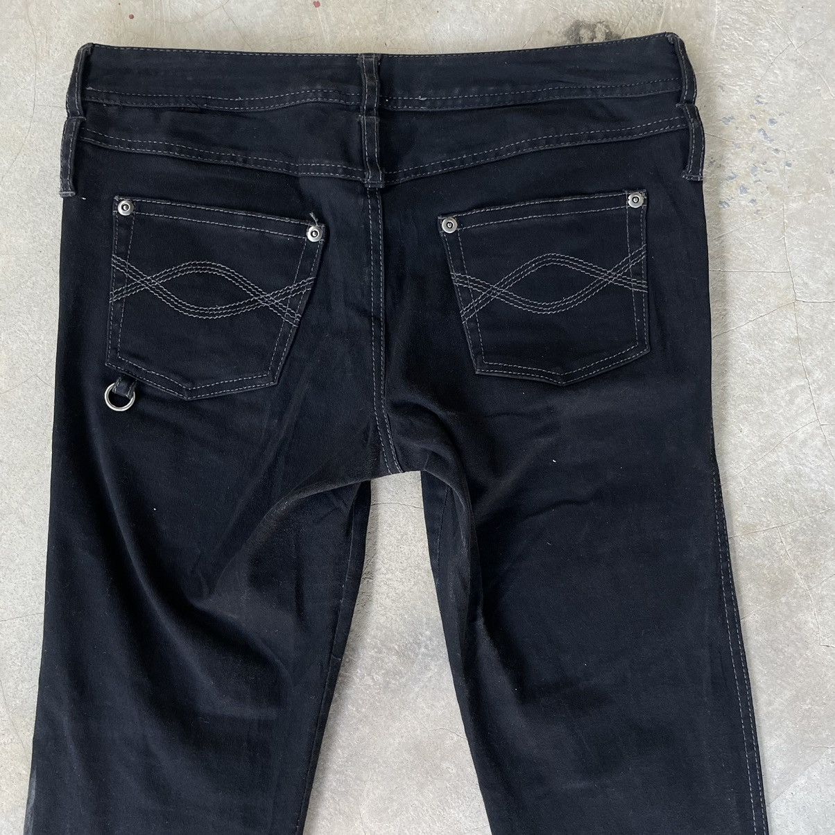 Le Grande Bleu (L.G.B.) 2000s Algonquins Gothic Fit Skinny Black Japanese Pants Size 30" / US 8 / IT 44 - 14 Thumbnail
