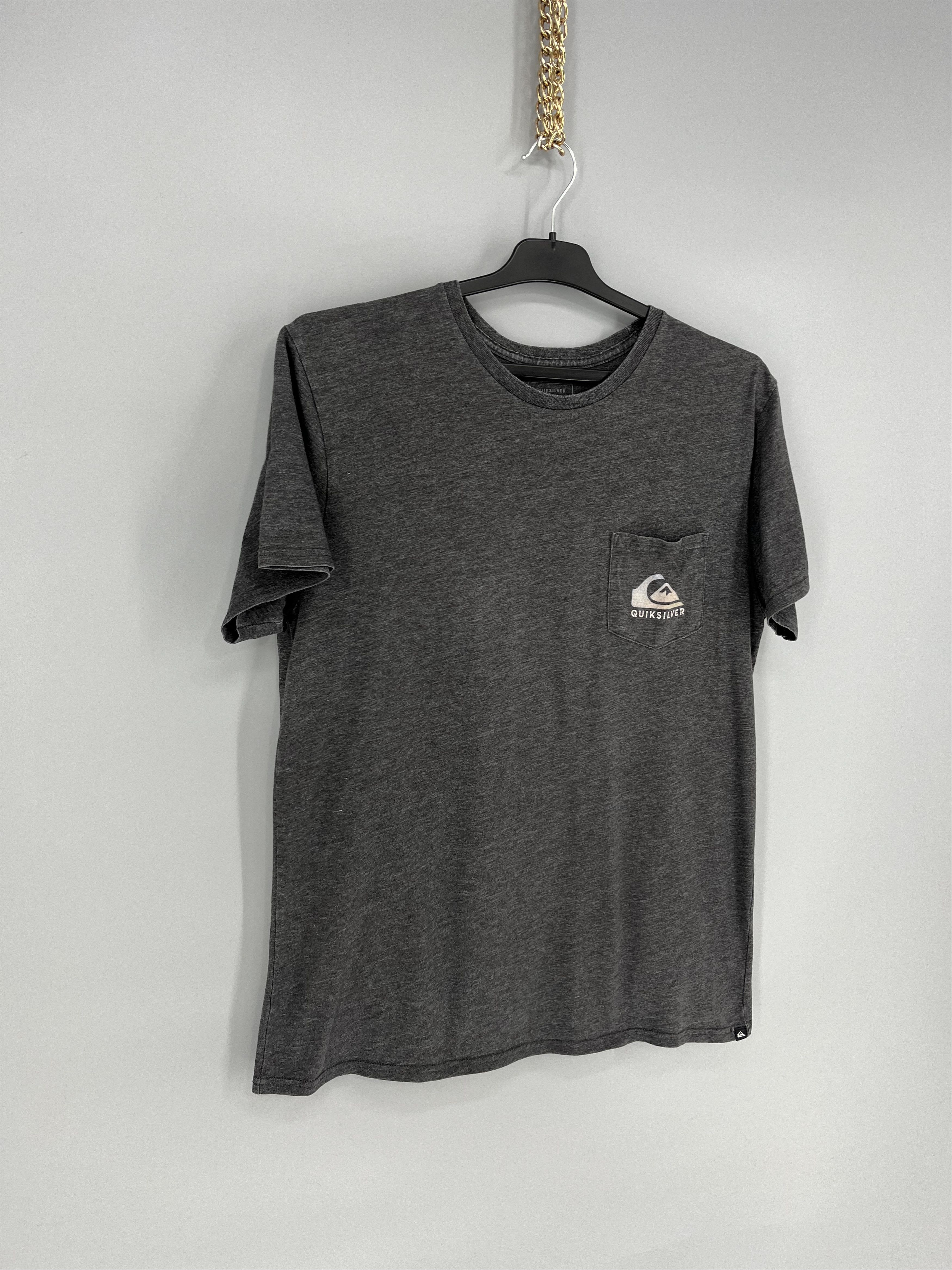 Quiksilver Vintage Quiksilver Surf Style T-shirt Mid Logo Y2K Size US M / EU 48-50 / 2 - 2 Thumbnail