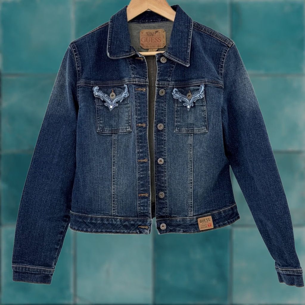 Guess VINTAGE Guess Womens Denim Jacket Blue Embellished Pockets Button Front L Cotton Spandex Size L / US 10 / IT 46 - 1 Thumbnail