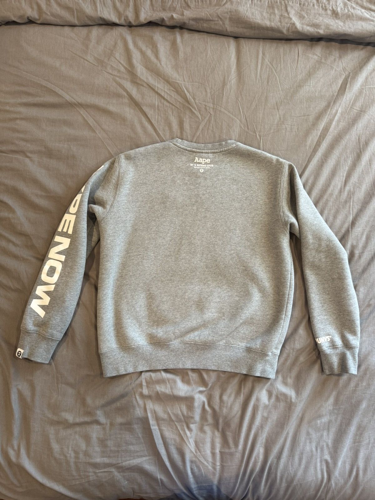 Aape Bape Velcro logo Crewneck Size US L / EU 52-54 / 3 - 6 Thumbnail
