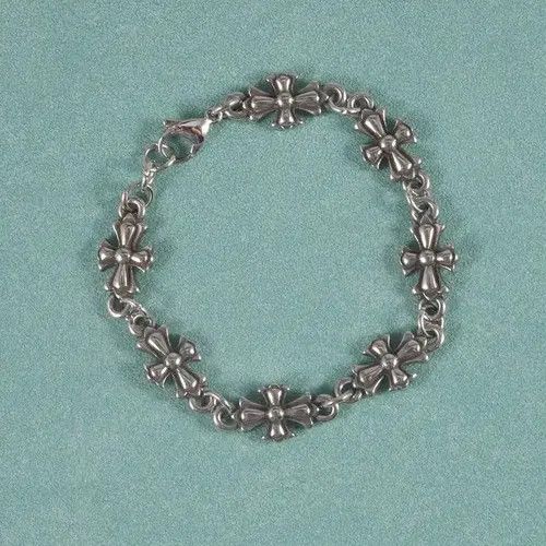 VIBE Y2K cross bracelet Size ONE SIZE - 1 Thumbnail