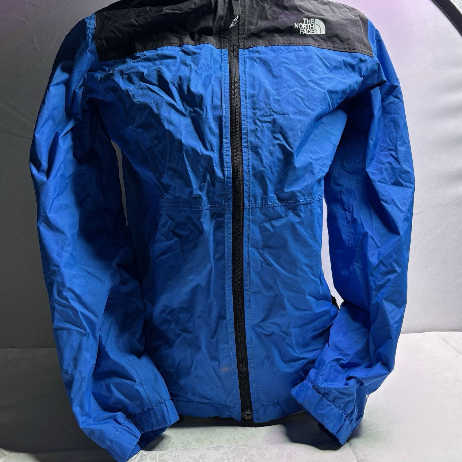 The North Face The North Face Size XL Boys Blue No Hood Summit Windbreaker Size ONE SIZE - 1 Thumbnail