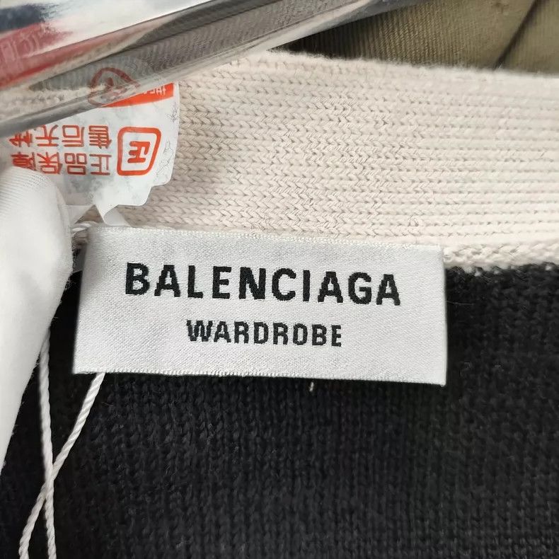 Balenciaga Balenciaga Knitted cardigan sweater full of logo Size XS / US 0-2 / IT 36-38 - 3 Thumbnail