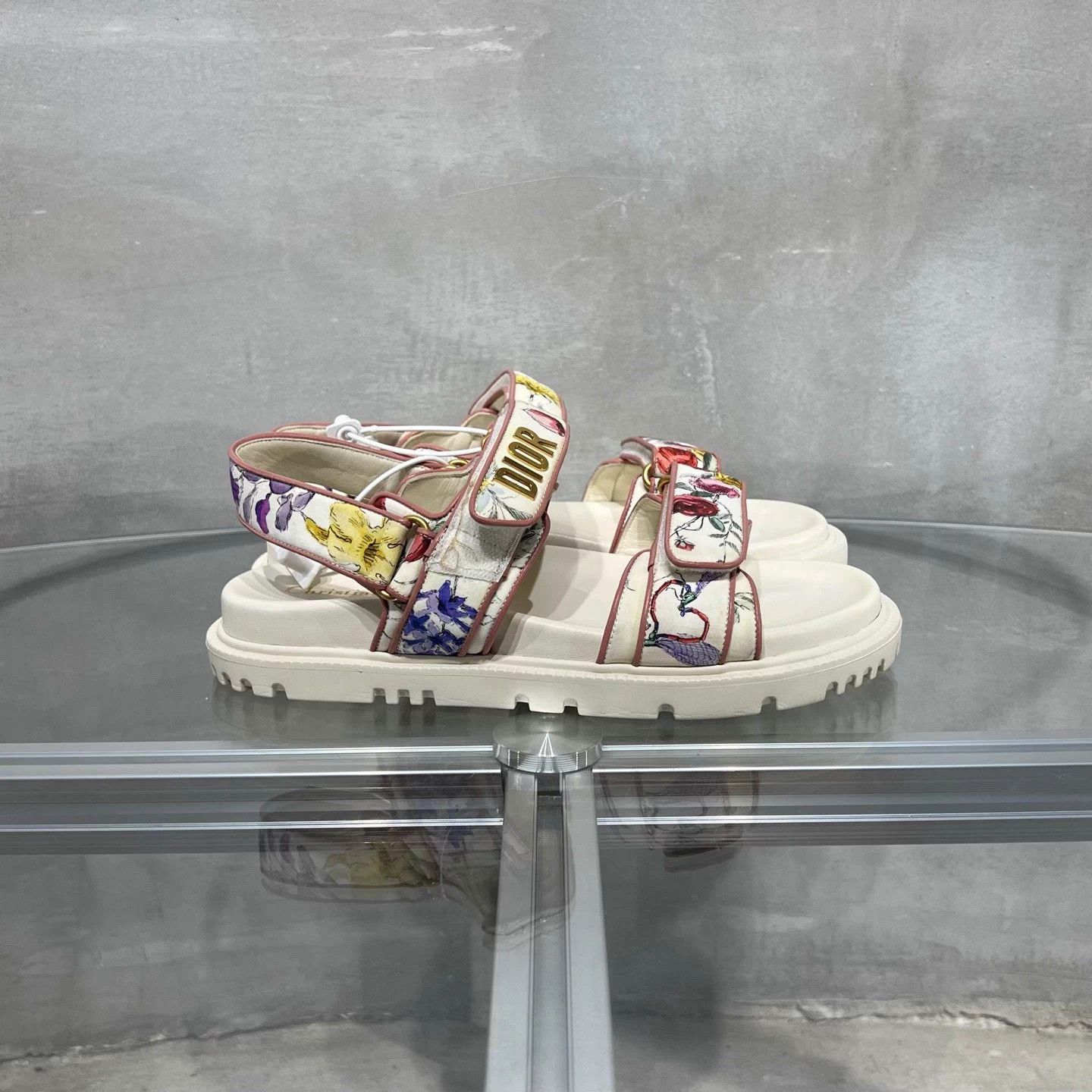 Dior DIOR DiorAct Beach Sandals White 38 Size US 7 / IT 37 - 4 Thumbnail
