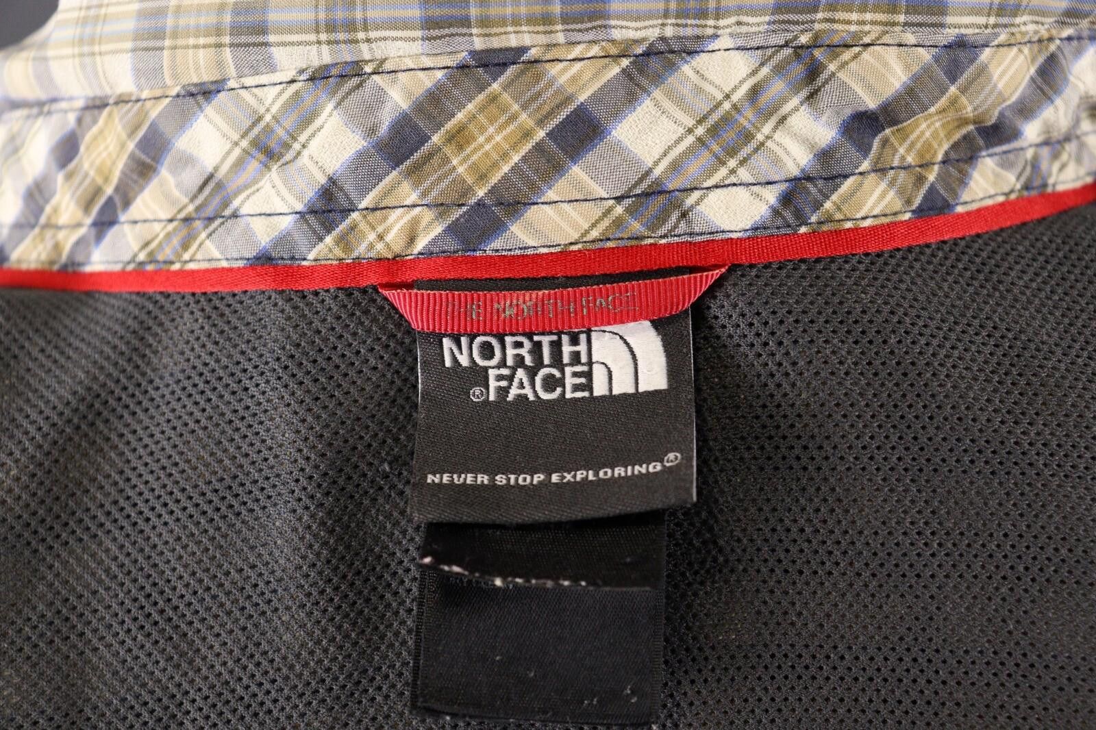 The North Face The North Face Check Button Down Hiking Shirt Size L Size US L / EU 52-54 / 3 - 9 Thumbnail