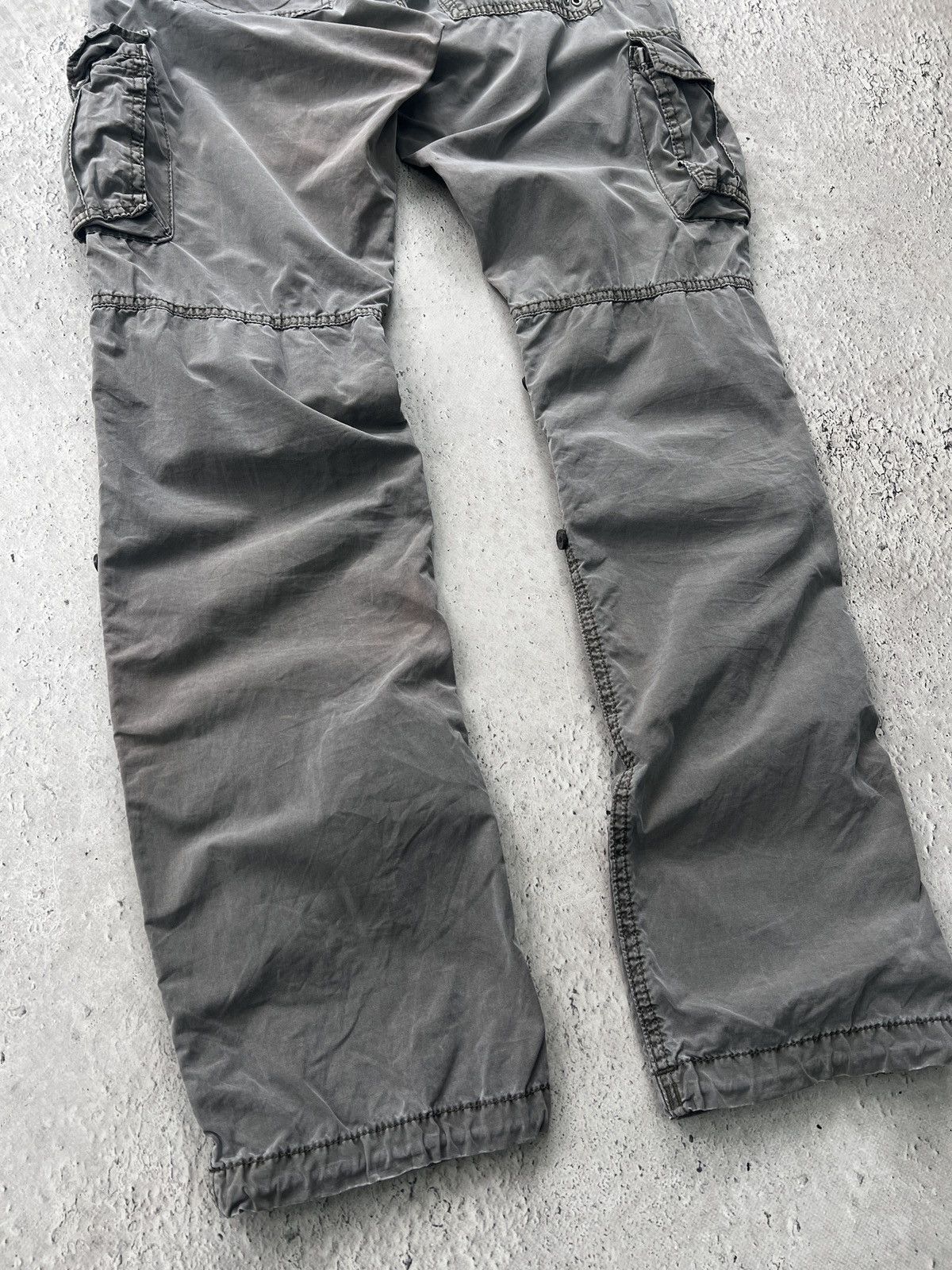 True Religion VINTAGE CARGO BONDAGE TRUE RELIGION PANTS Y2K Size US 30 / EU 46 - 2 Thumbnail