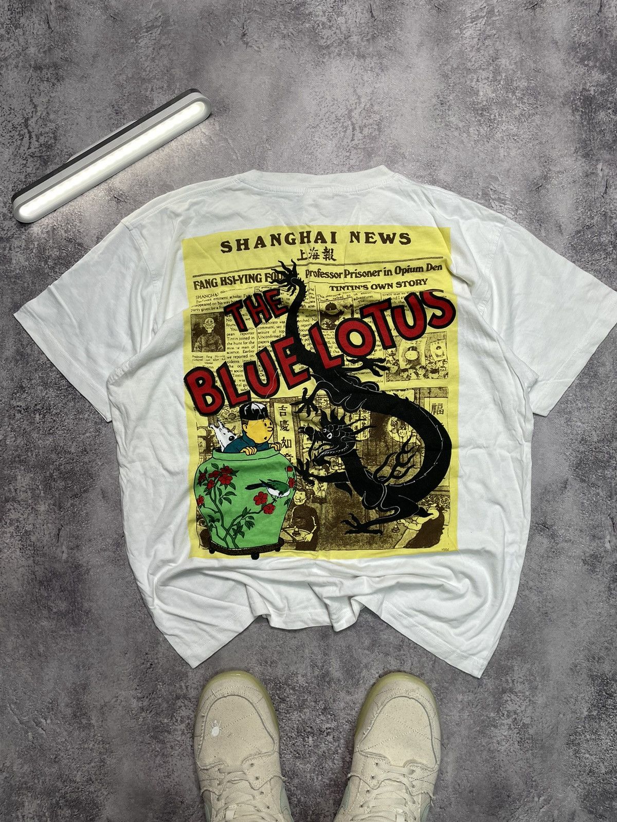 Cartoon Network Vtg Tintin Blue Lotus Graphic Tee L Size US L / EU 52-54 / 3 - 5 Thumbnail