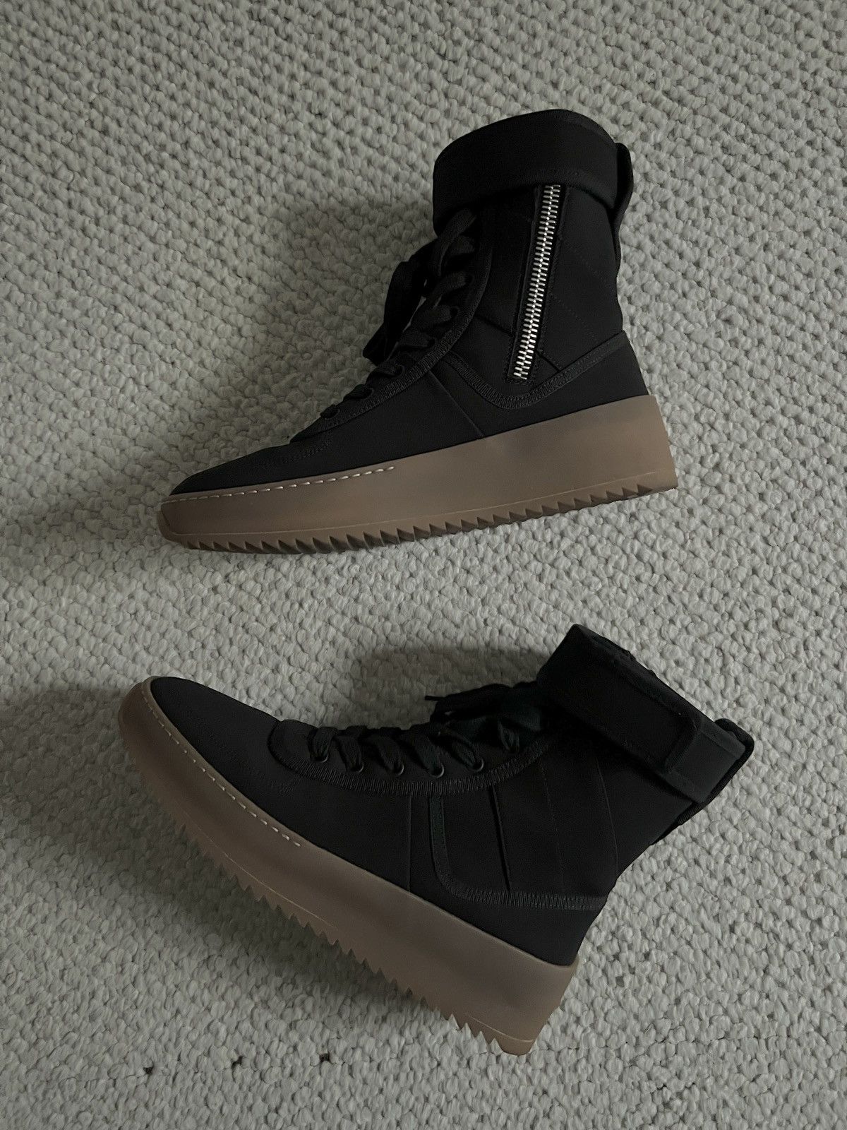 Fear of God Fear of God Military Sneaker Maxfield Exclusive Size US 7 / EU 40 - 4 Thumbnail