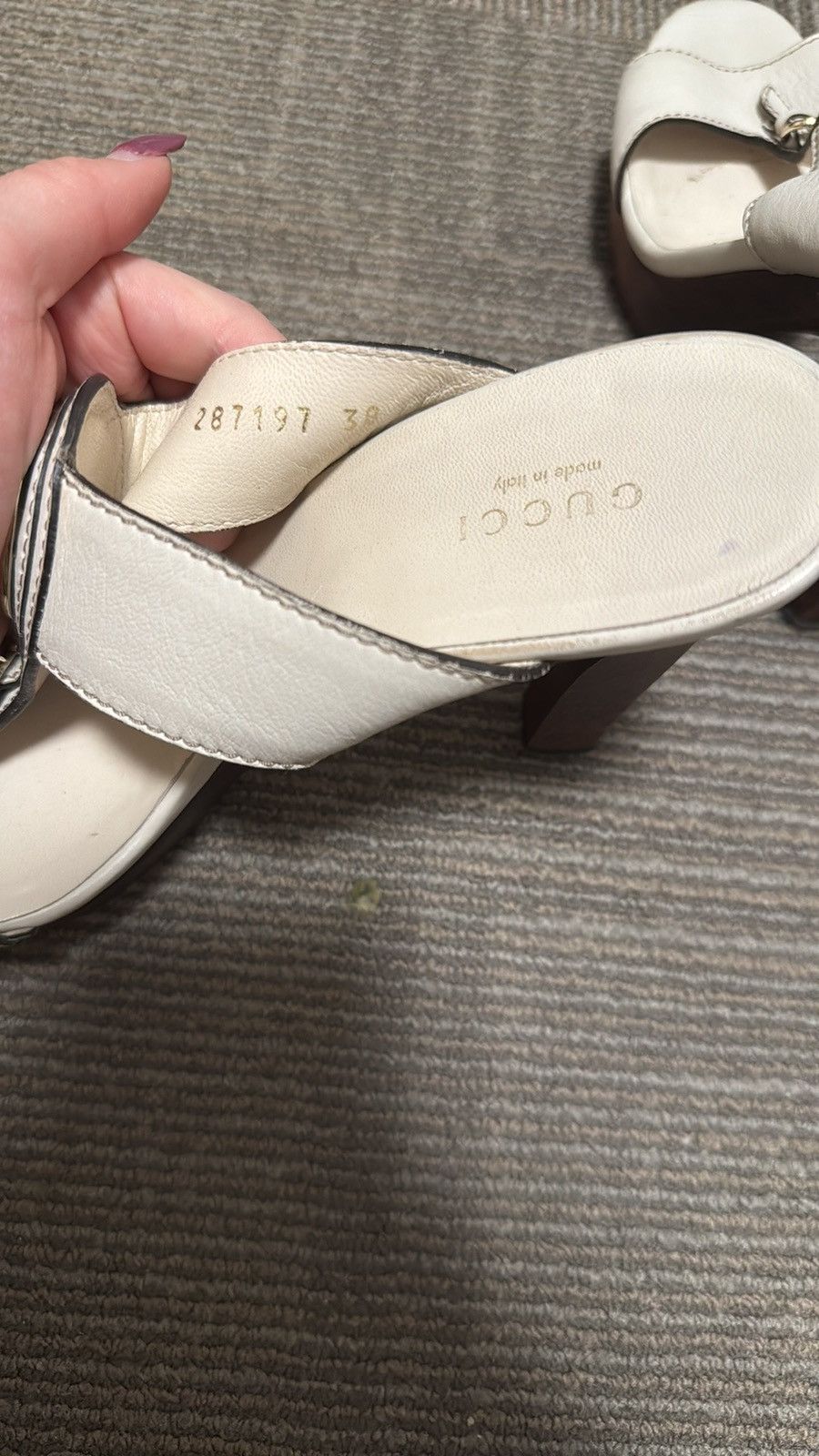 Gucci Guccis white heels Size US 8 / IT 38 - 9 Thumbnail