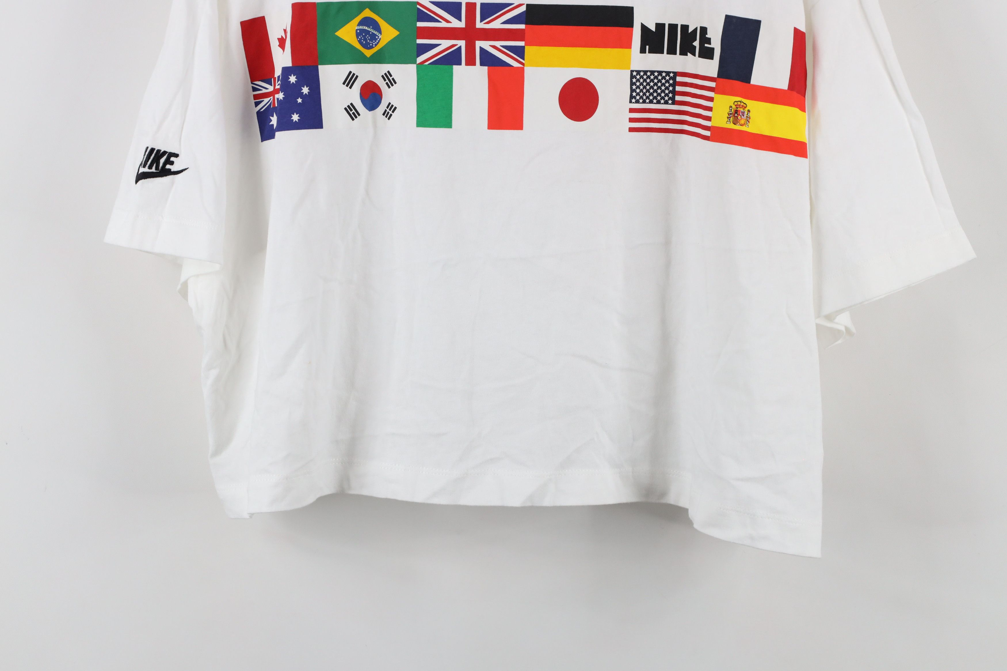 Nike × Vintage Nike Sportswear World Flags Cropped Short Sleeve T-Shirt Size XL / US 12-14 / IT 48-50 - 3 Thumbnail
