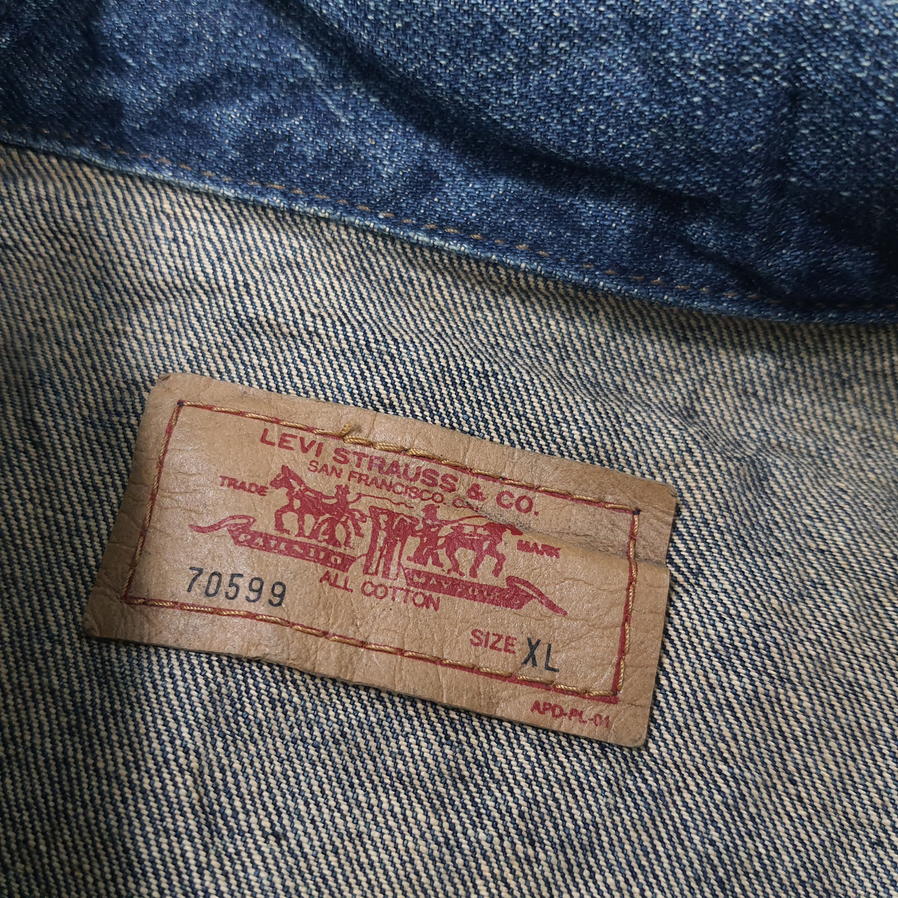 Levi's Vintage Levi's Denim Faded Blue Trucker Jacket C302N21 Size US M / EU 48-50 / 2 - 5 Thumbnail