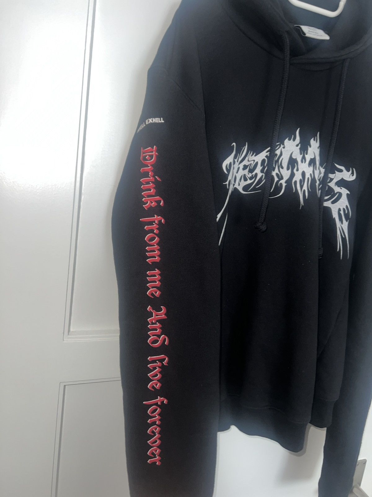 Vetements Vetements Total Fucking Darkness Hoodie Size US M / EU 48-50 / 2 - 3 Thumbnail