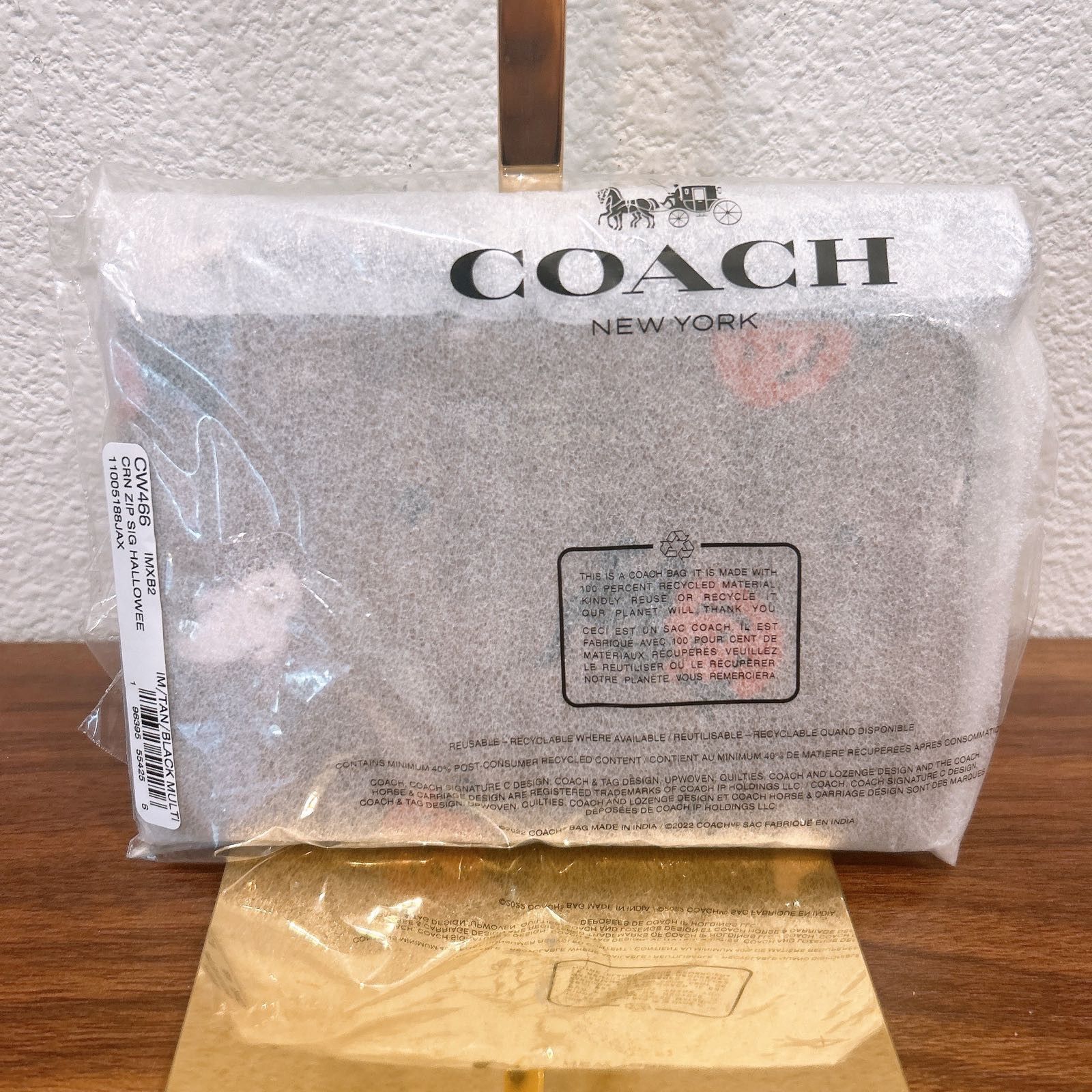 Coach Corner Zip Wristlet In Signature Canvas With Halloween Print Size ONE SIZE - 6 Thumbnail