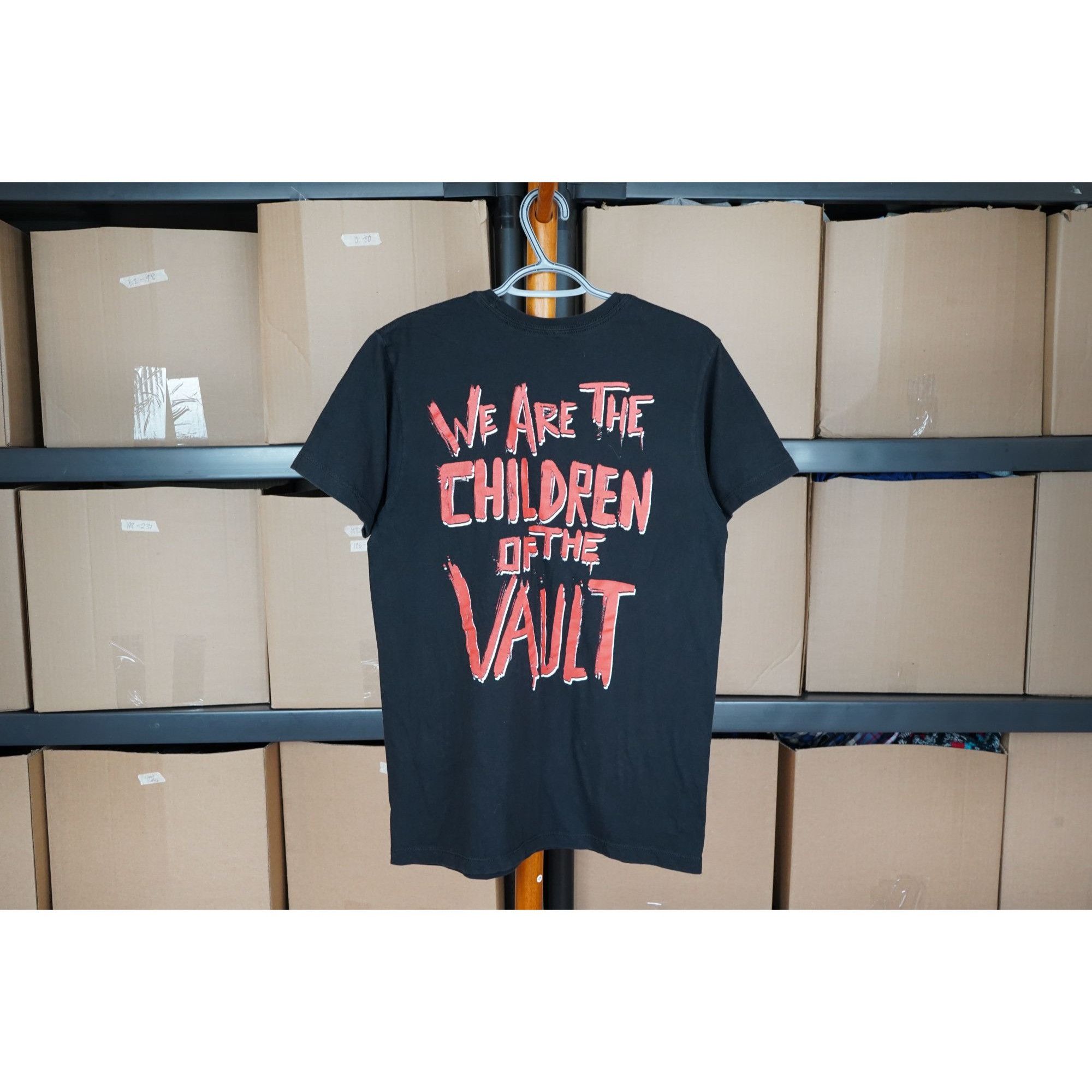 Other 2019 Borderlands 3 Game Tshirt Men's M (Item #292) Size US M / EU 48-50 / 2 - 2 Thumbnail