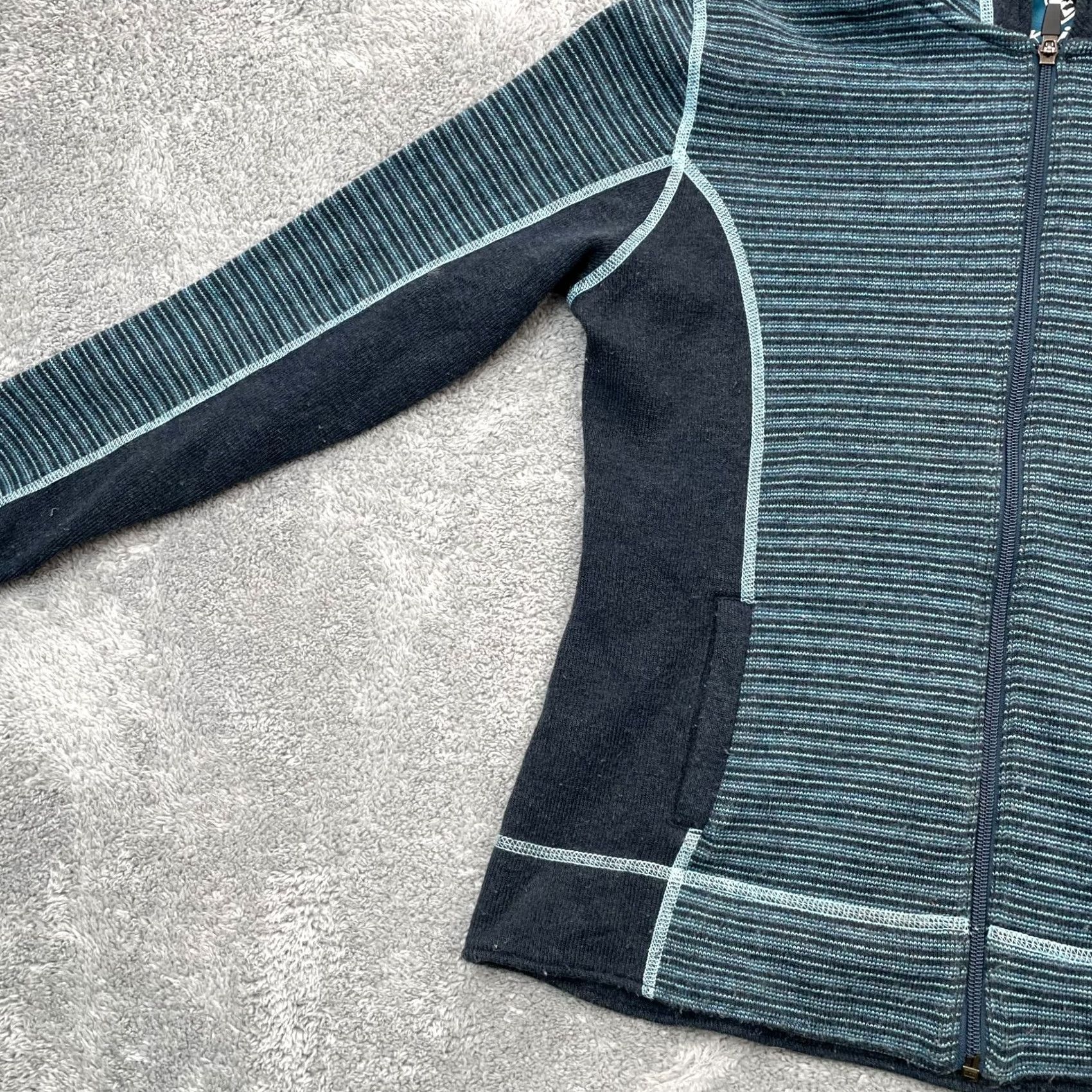 Vintage Kuhl Hoodie Womens Medium Black Striped Fleece Full Zip Thumbhole Sleeve Nylon Polyester Wool Zip Hooded BK8 Size M / US 6-8 / IT 42-44 - 5 Thumbnail