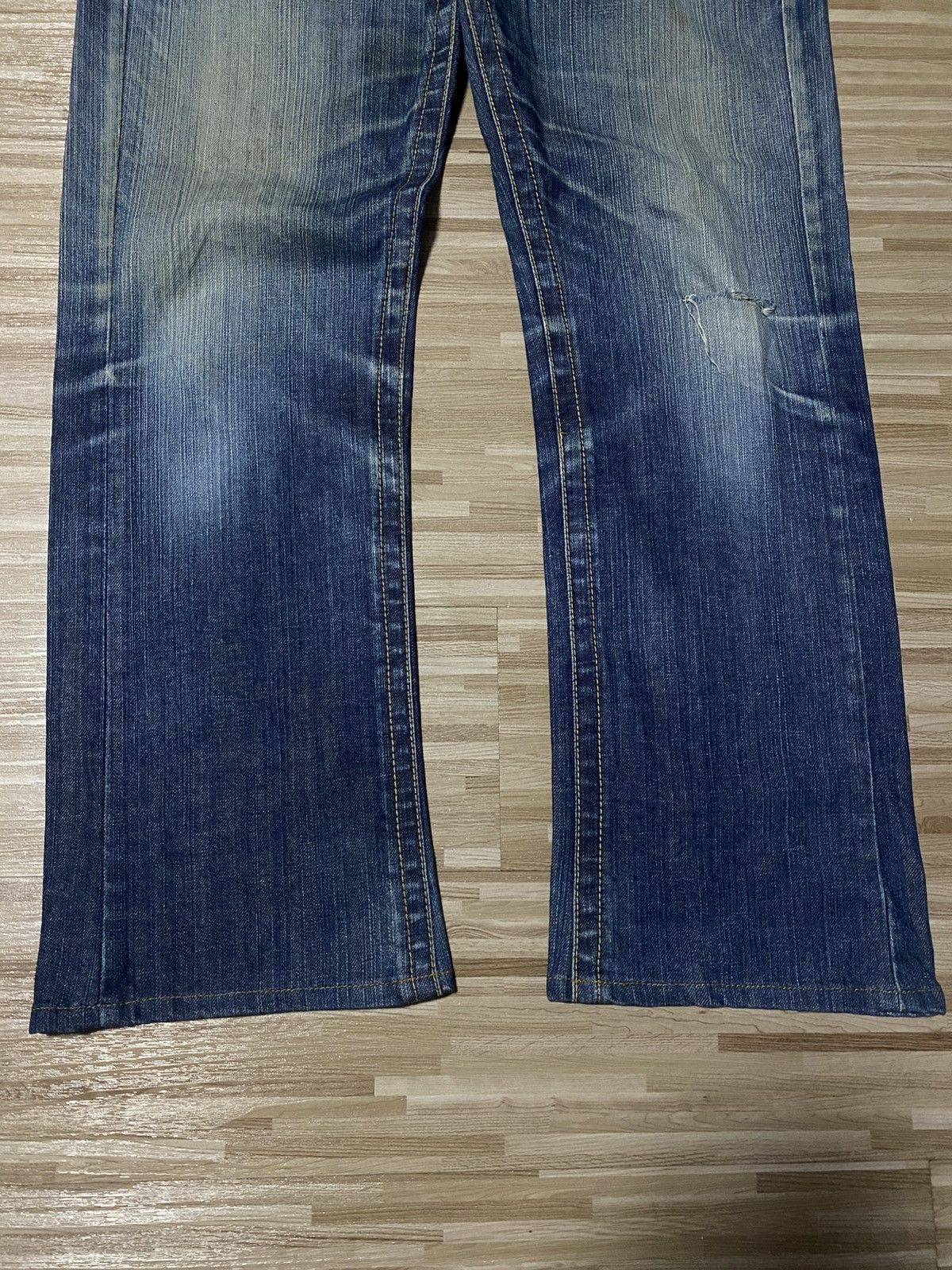 Japanese Brand 💥FLARE BLUEWAY JEANS💥 Size US 33 - 8 Thumbnail