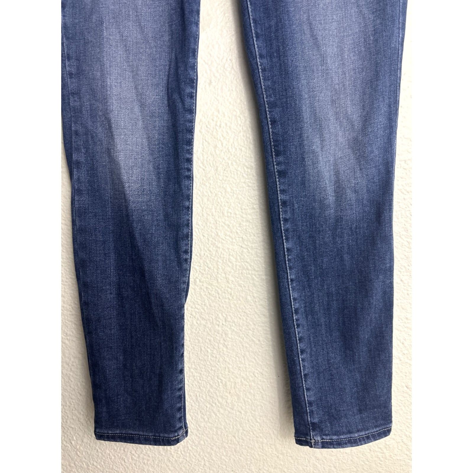 Lucky Brand Lucky Brand Womens Jeans 8/29 Dark Wash Low Rise Skinny Lolita 29x28 8 Blue Size 30" / US 8 / IT 44 - 2 Thumbnail