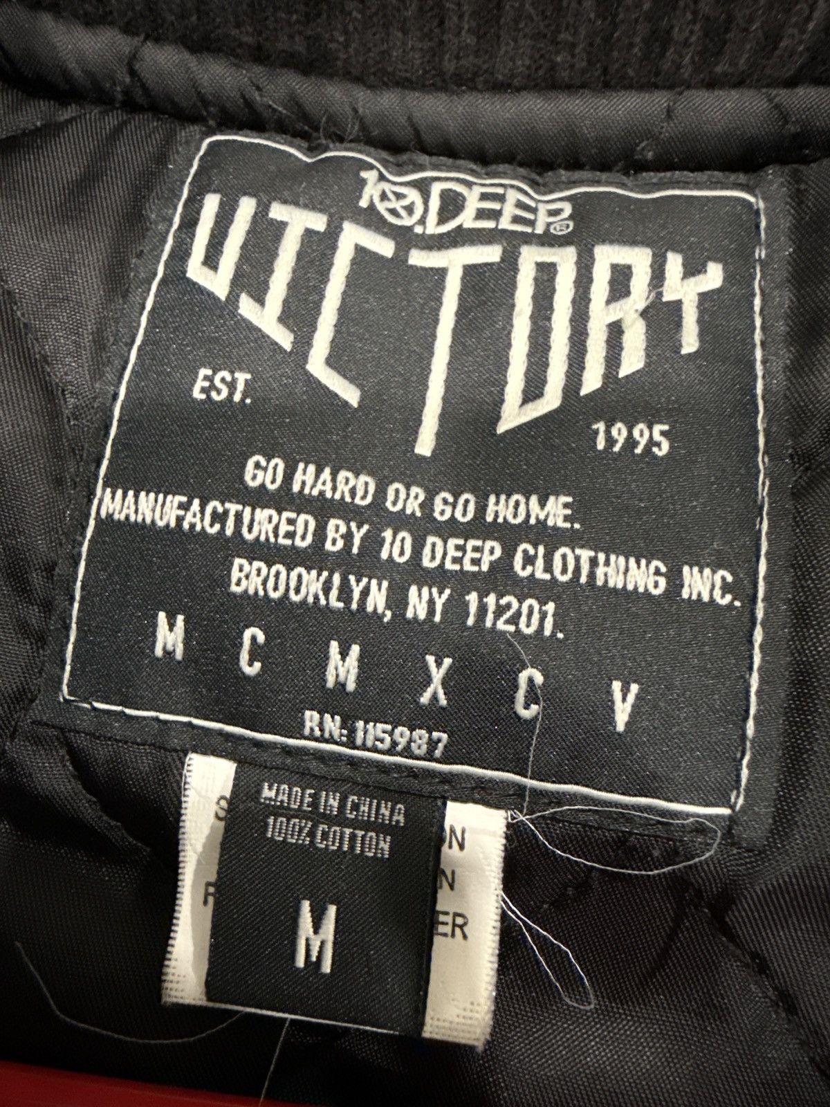 10 Deep 10.Deep Varsity Jacket – Titans Hockey Patch – Size M – Rare Size US M / EU 48-50 / 2 - 5 Thumbnail