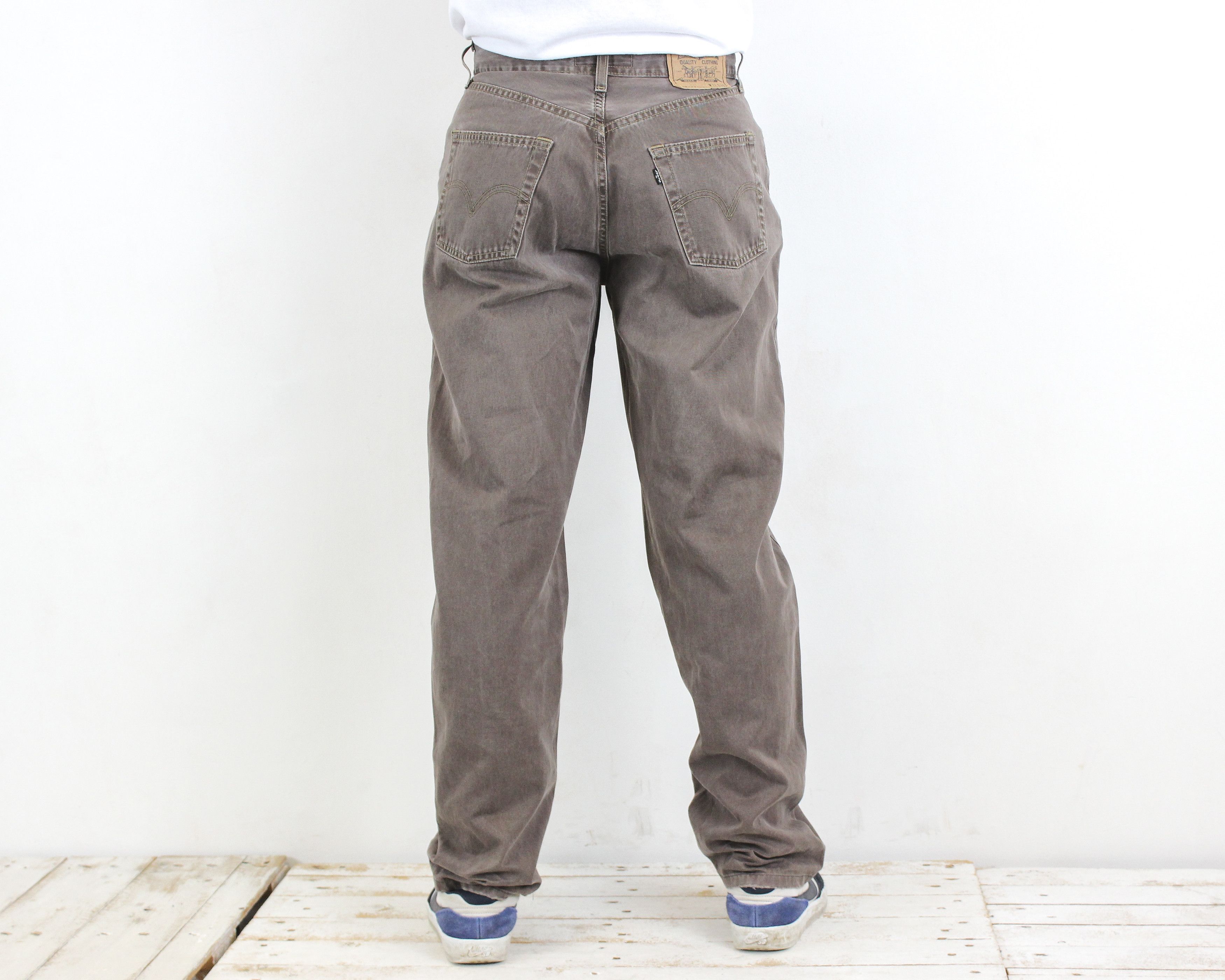 Levi's 537 Men W32 L32 Regular Straight Made in Italy Pants Trouser Size US 32 / EU 48 - 5 Thumbnail