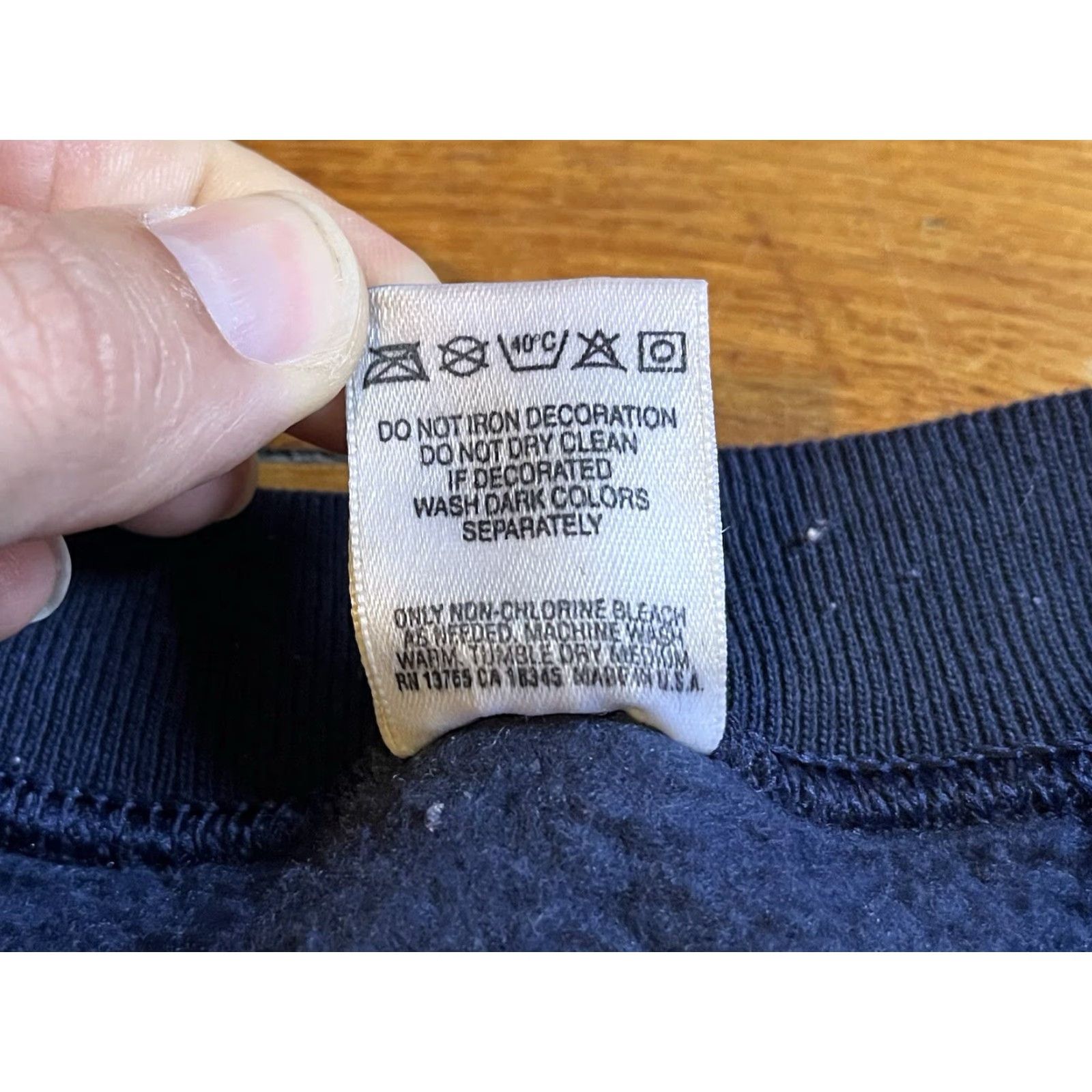 Fruit Of The Loom VINTAGE NYPD Sweatshirt Men’s XL Blue 90s NYPD Logo Embroidered Cotton Blend Jersey Pullover Crew Neck Sweatshirt Size US XL / EU 56 / 4 - 5 Thumbnail