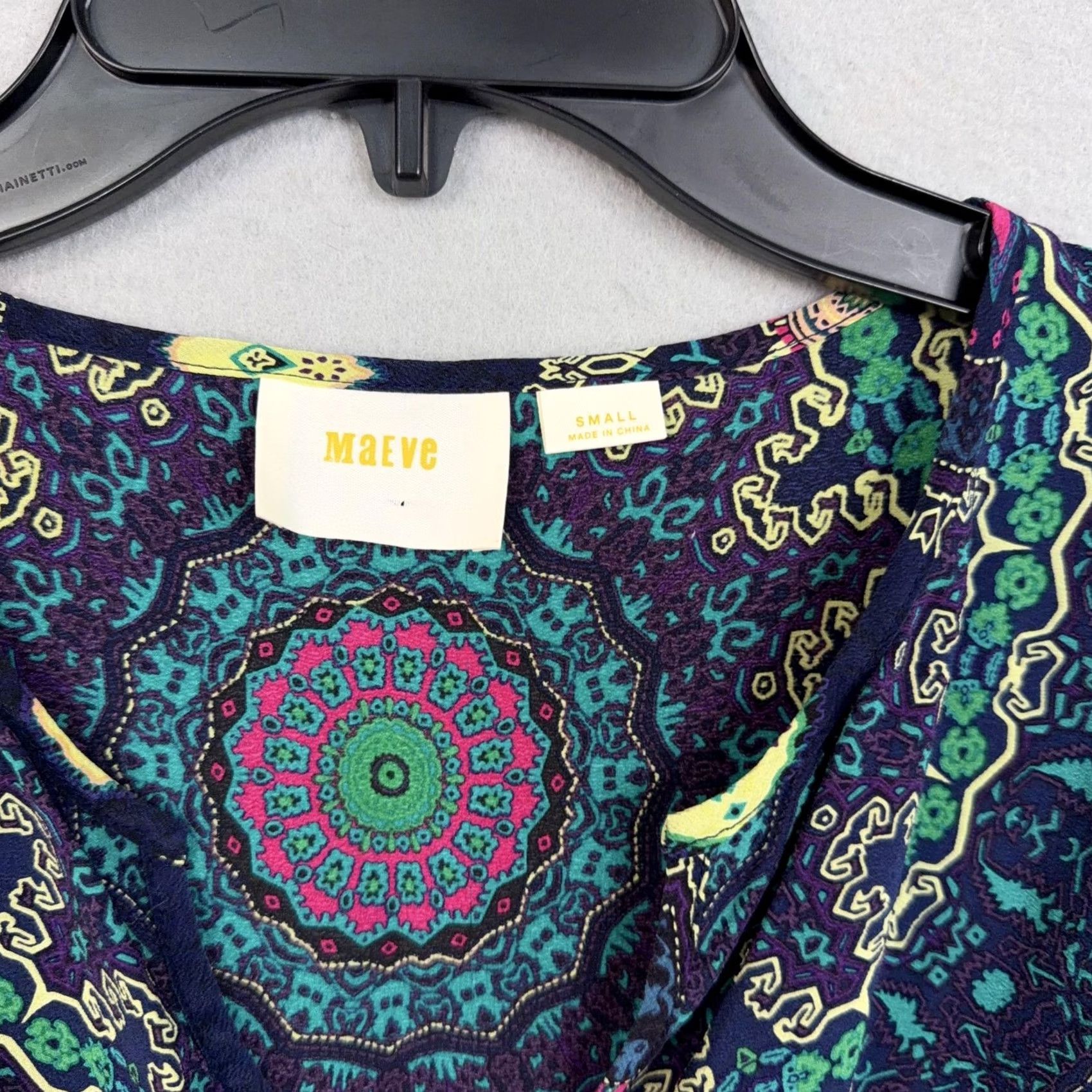 Vintage Maeve Dress Ws Small Blue Geometric Medallion Silk V Neck Shift Short Cap Sleeve Casual Size 28" / US 6 / IT 42 - 3 Thumbnail