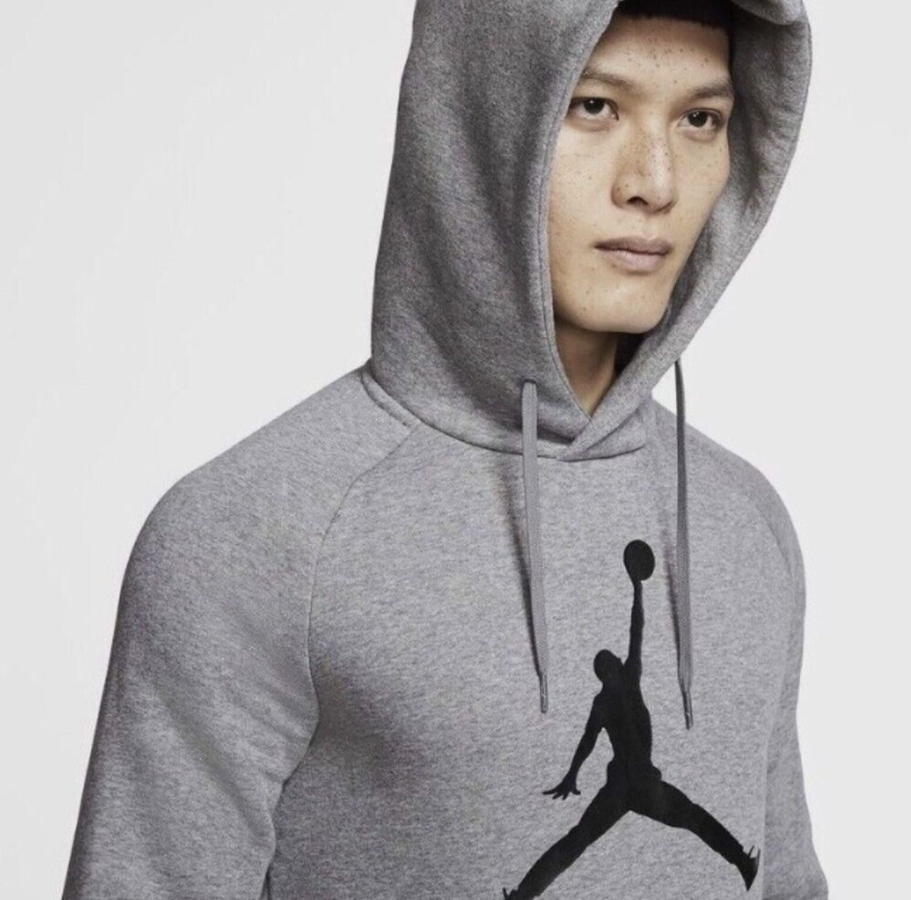 Nike Mens Nike Air Jordan Fleece Logo Hoodie size L Grey Heather Size US L / EU 52-54 / 3 - 2 Thumbnail