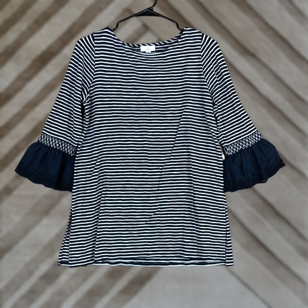 J. Jill J. Jill Blouse Striped Navy White 3/4 Sleeve Petite S Stretch Crew Neck Flared Sleeve Shirt Women Urban Casual Workwear Size S / US 4 / IT 40 - 1 Thumbnail