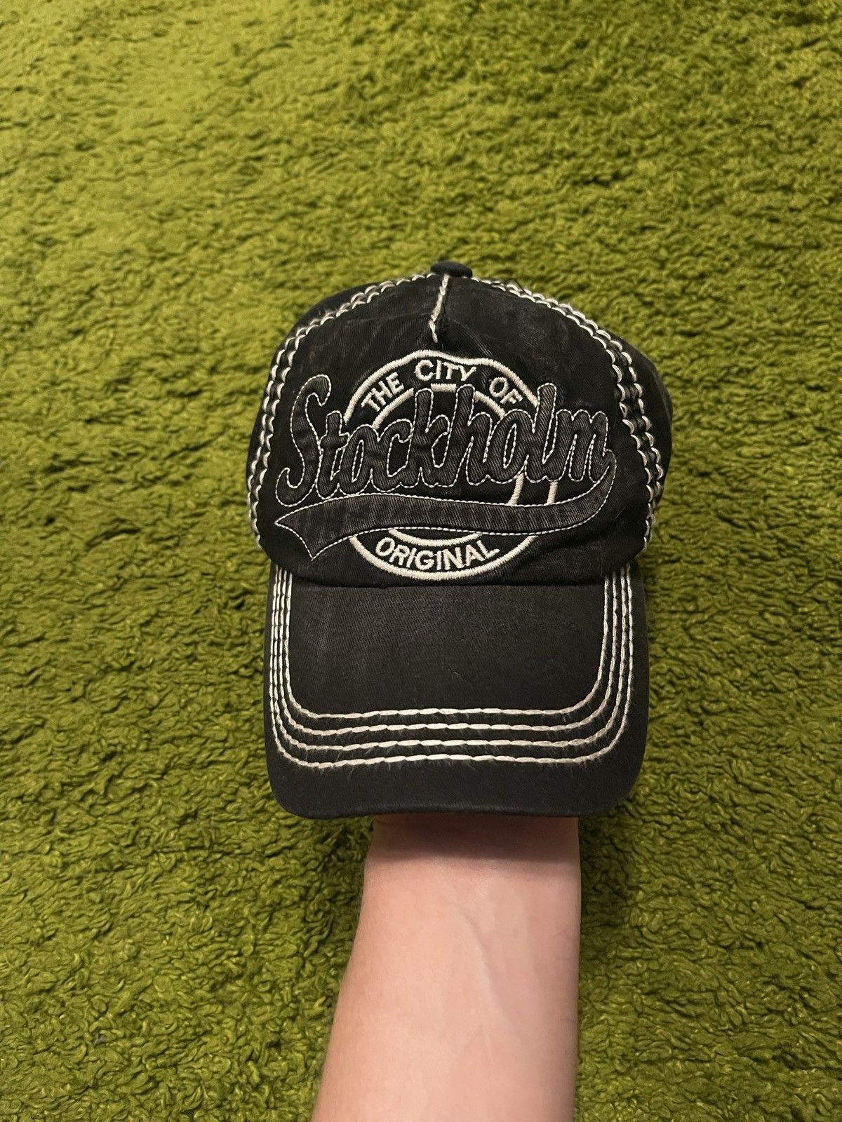 Robin Ruth Robin Ruth Stockholm vintage Y2K vive embroidered cap Size ONE SIZE - 1 Thumbnail
