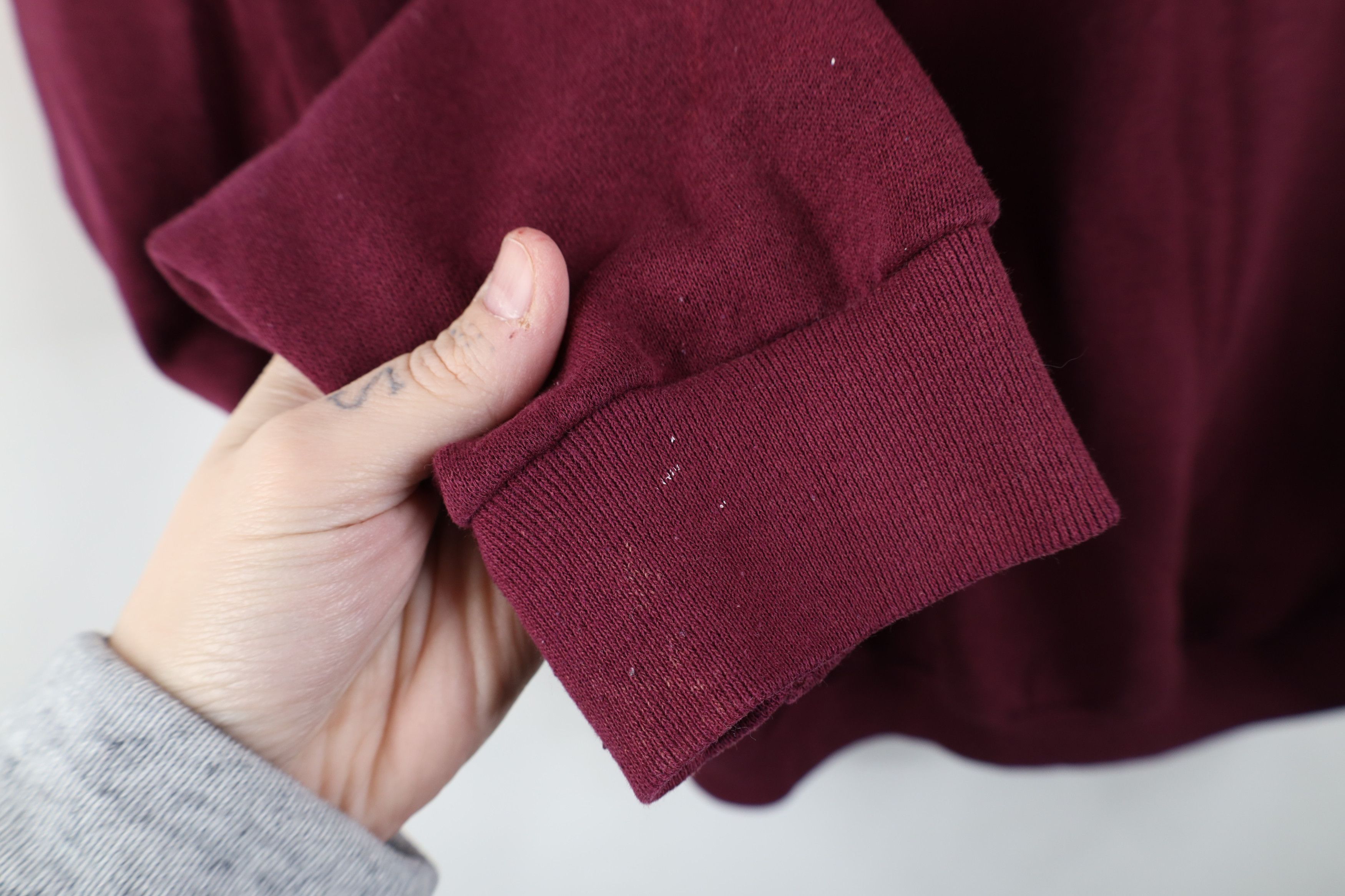 Vintage Vintage 90s Streetwear Crewneck Sweatshirt Burgundy USA Size US XL / EU 56 / 4 - 9 Thumbnail