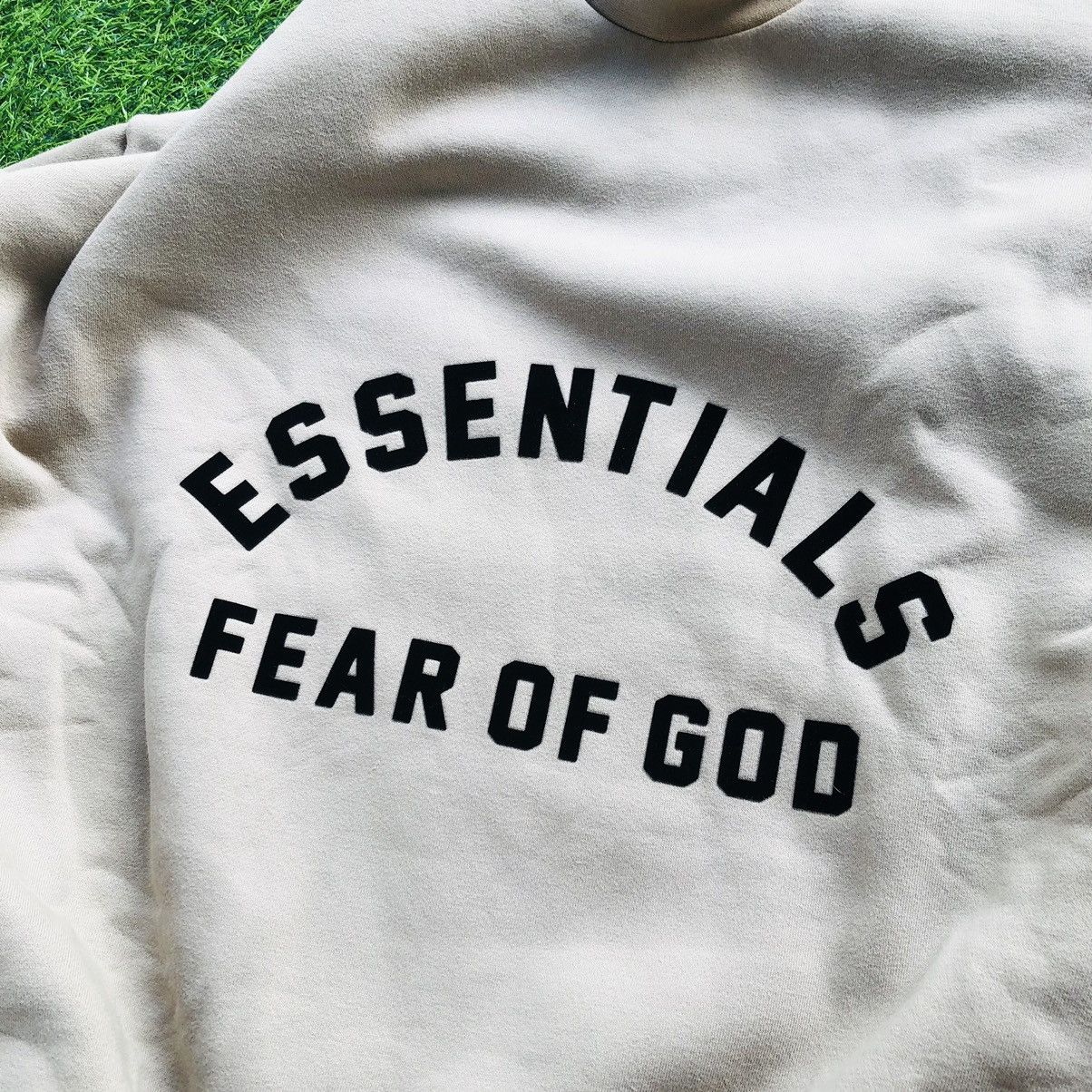 Essentials × Fear of God Fear of God Essentials FW23 Dusty Beige Crewneck Size US XXL / EU 58 / 5 - 4 Thumbnail