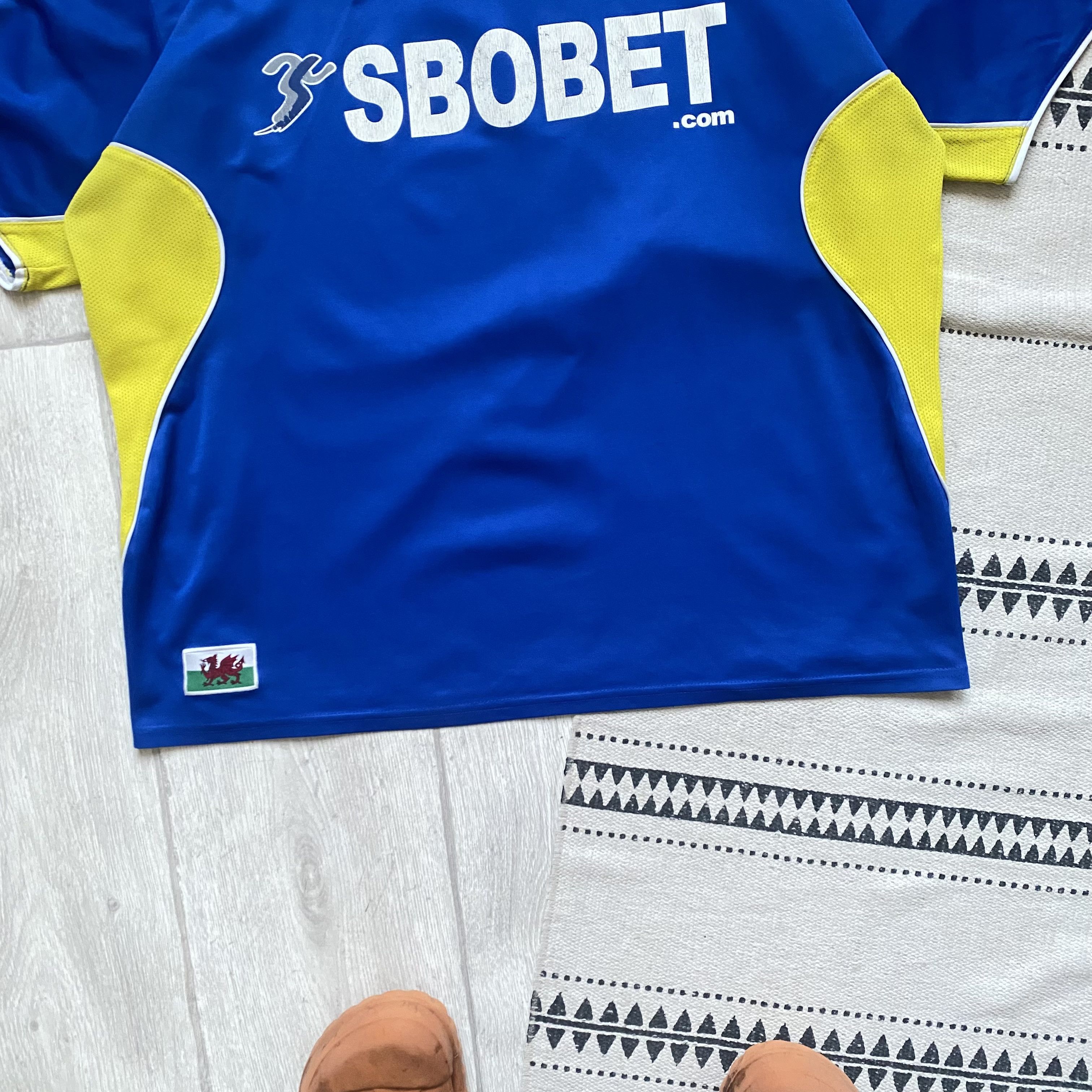Umbro ⚽️ Vintage Blockore Cardiff City FC jersey Football Size US L / EU 52-54 / 3 - 3 Thumbnail