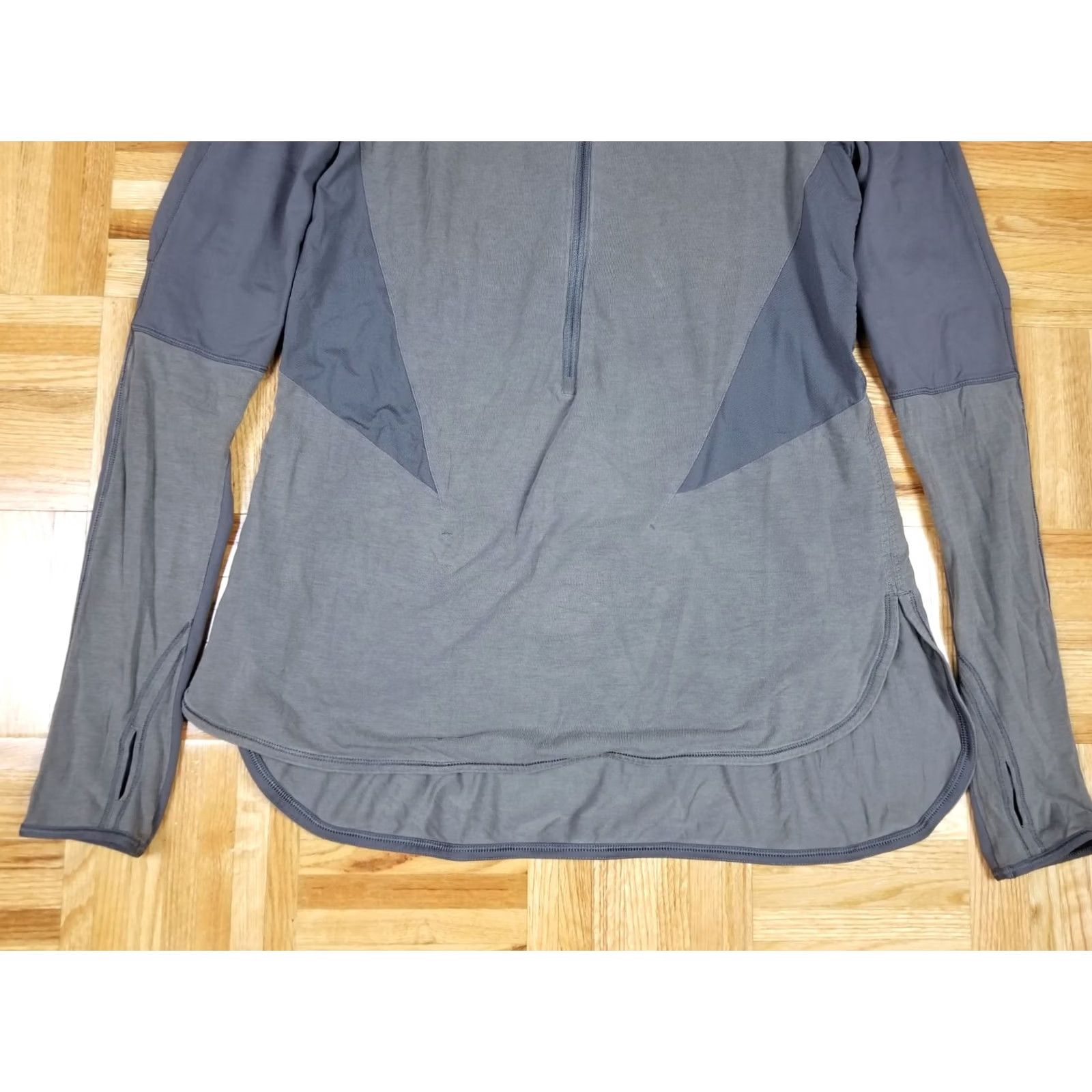 Lululemon Lululemon Yoga Long Sleveee Half Zip Up Gray Shirt Sz 6 Women Size M / US 6-8 / IT 42-44 - 4 Thumbnail