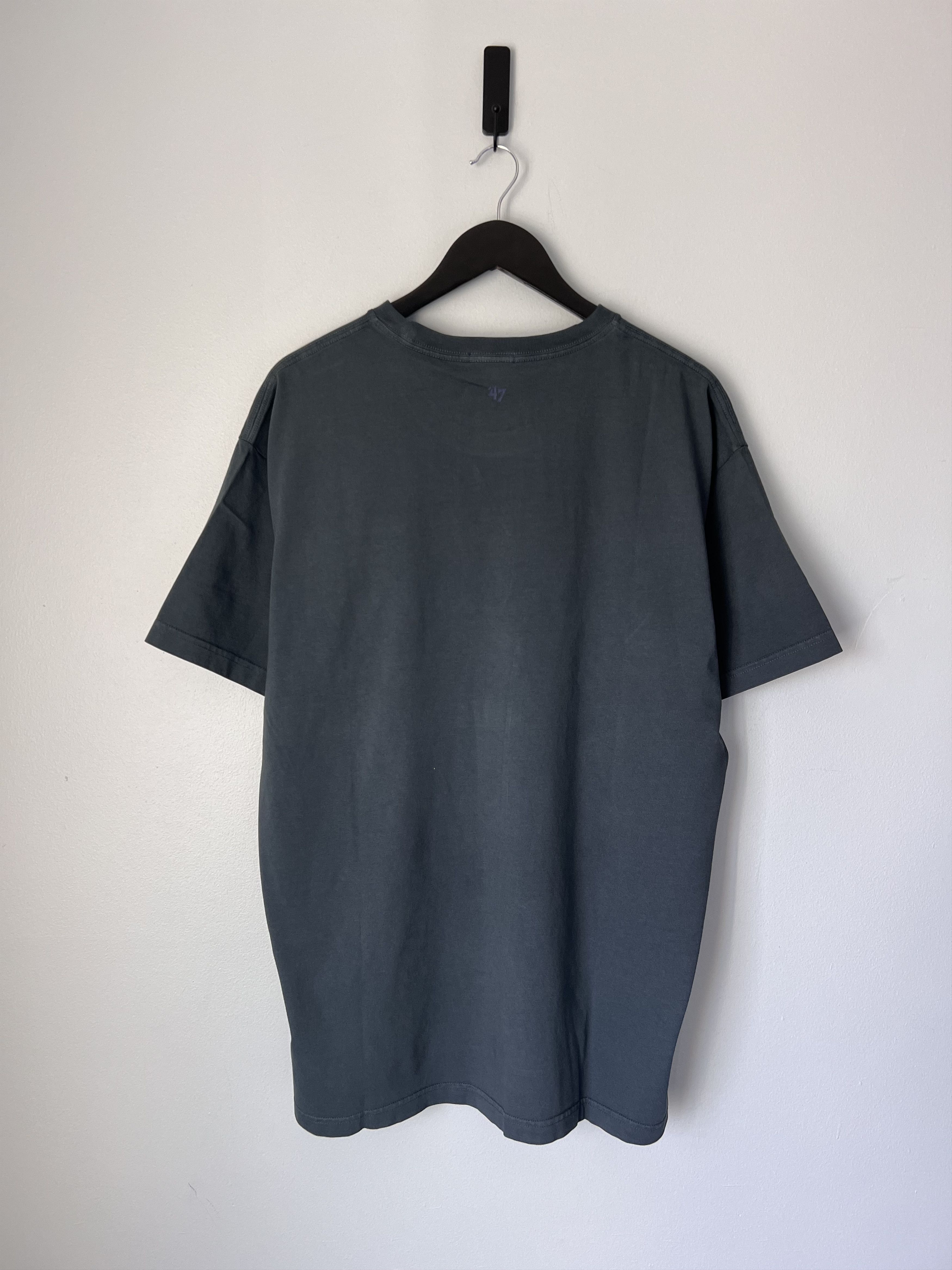 Kith × NFL Kith NFL New York Giants Vintage Tee in Nocturnal Blue Size US XL / EU 56 / 4 - 3 Thumbnail