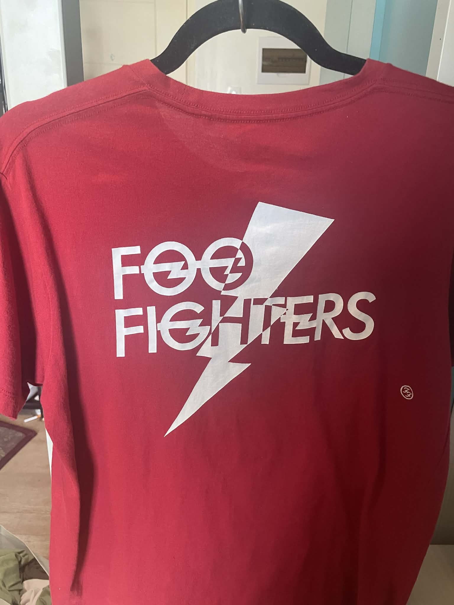 Uniqlo Uniqlo x Foo Fighters Size S / US 4 / IT 40 - 2 Thumbnail