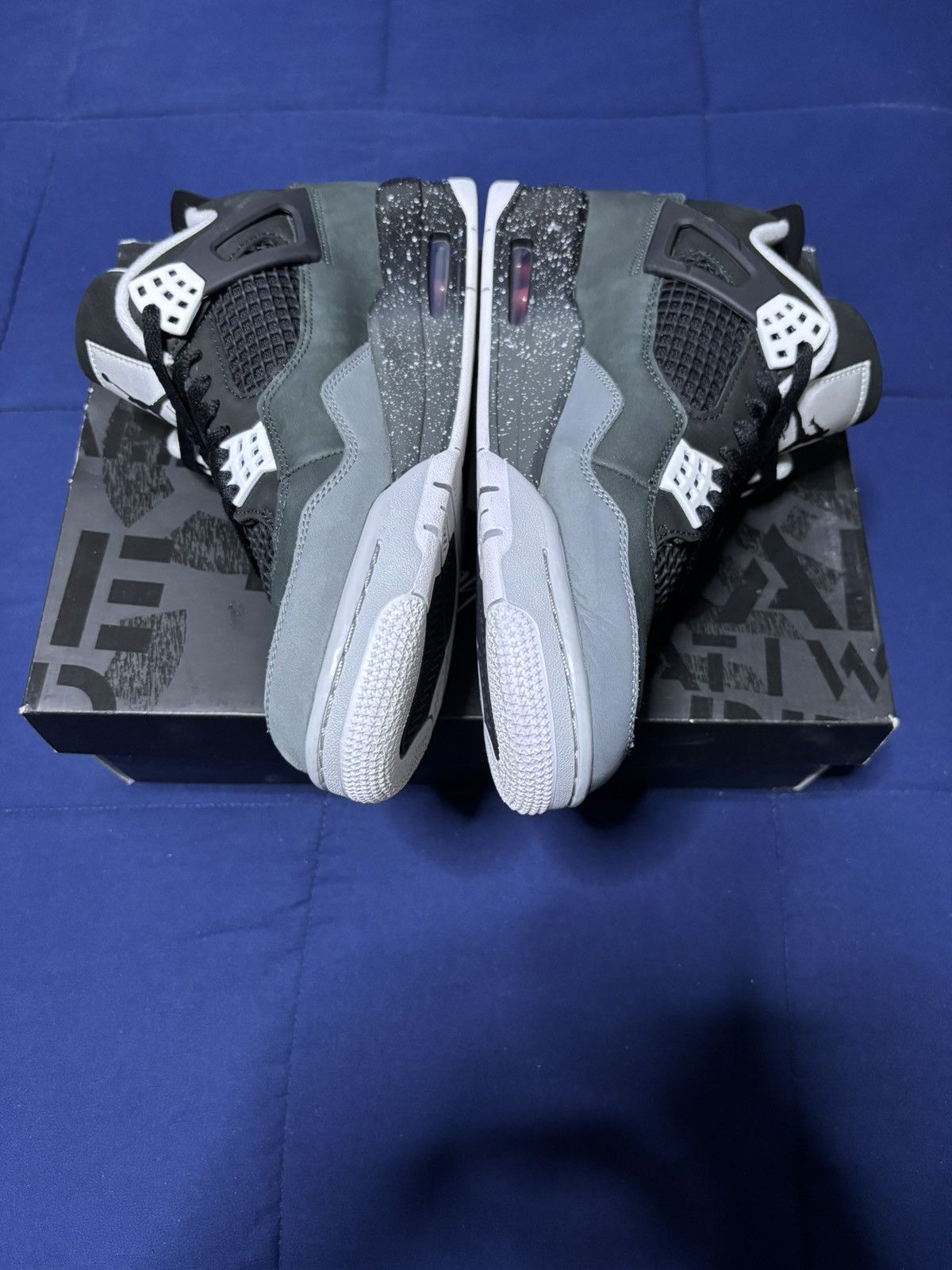 Jordan Brand Jordan 4 Retro Fear 2024 Size 9.5 Size US 9.5 / EU 42-43 - 3 Thumbnail