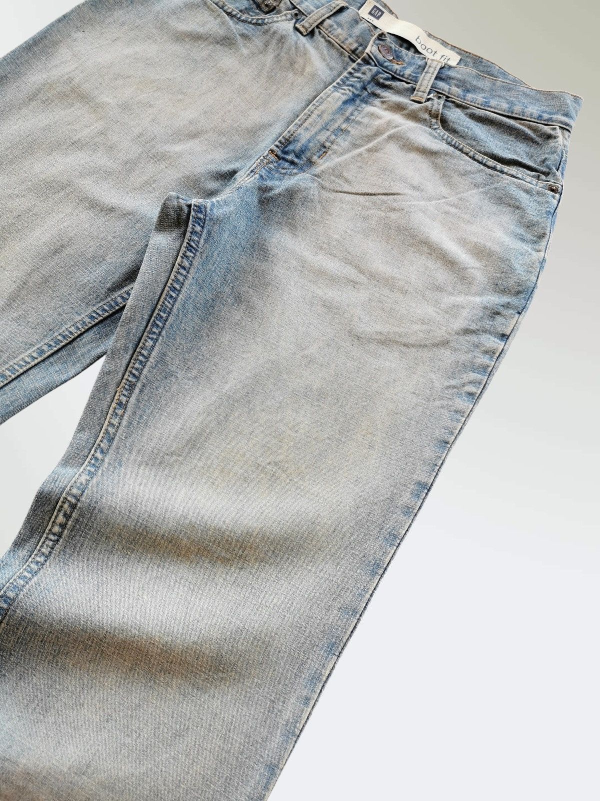 Gap Gap Bootcut Denim Light Wash Made in Madagascar 30x30 Size US 30 / EU 46 - 7 Thumbnail