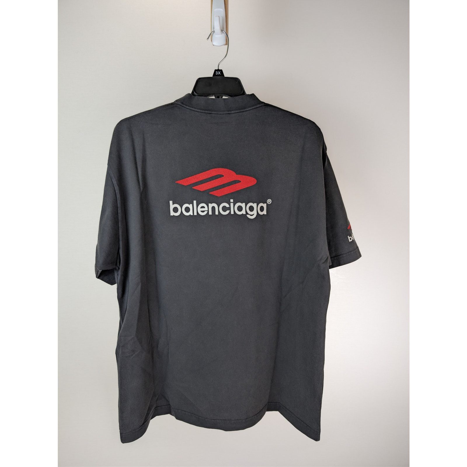 Balenciaga o1rshd1 Medium Fit 3B Sports Icon T-Shirt in Black Size US S / EU 44-46 / 1 - 16 Thumbnail