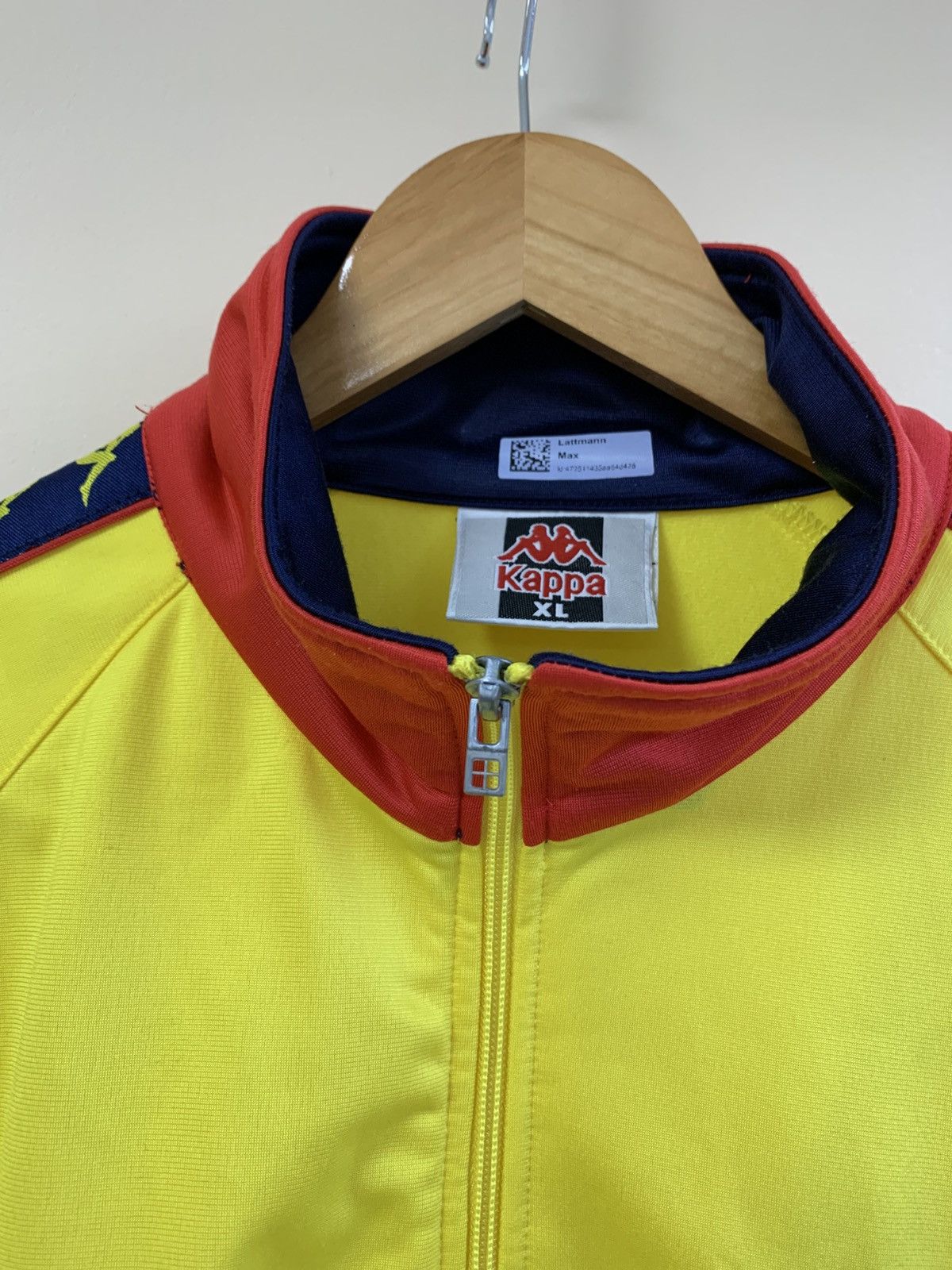 Kappa Vintage Kappa Track Jacket Yellow Windbreaker Men's Size US XL / EU 56 / 4 - 3 Thumbnail