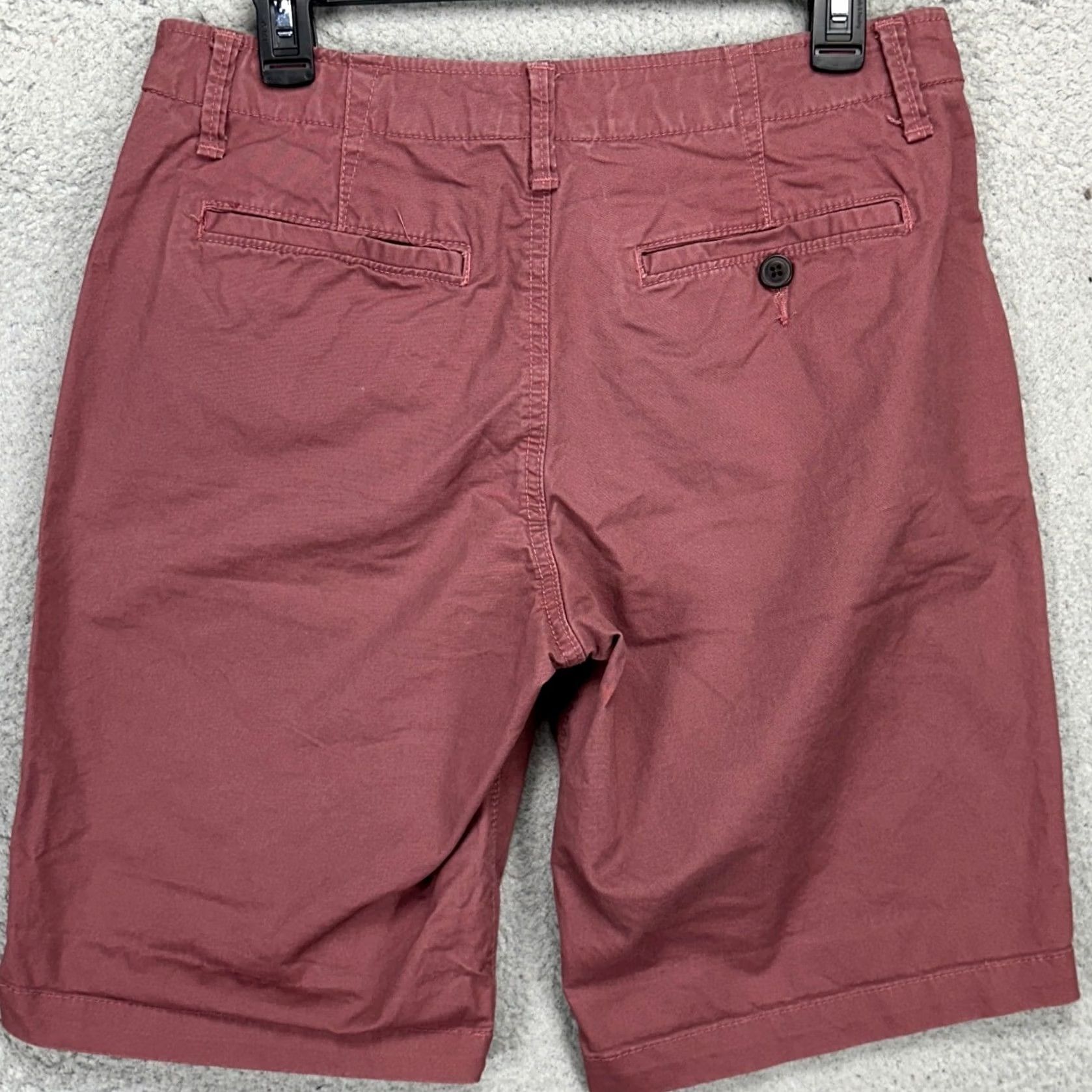 Aeropostale Aeropostale Mens Khakis Shorts 30 Maroon Flat Front Stretch Pockets Casual Chino Shirt? Size US 30 / EU 46 - 2 Thumbnail