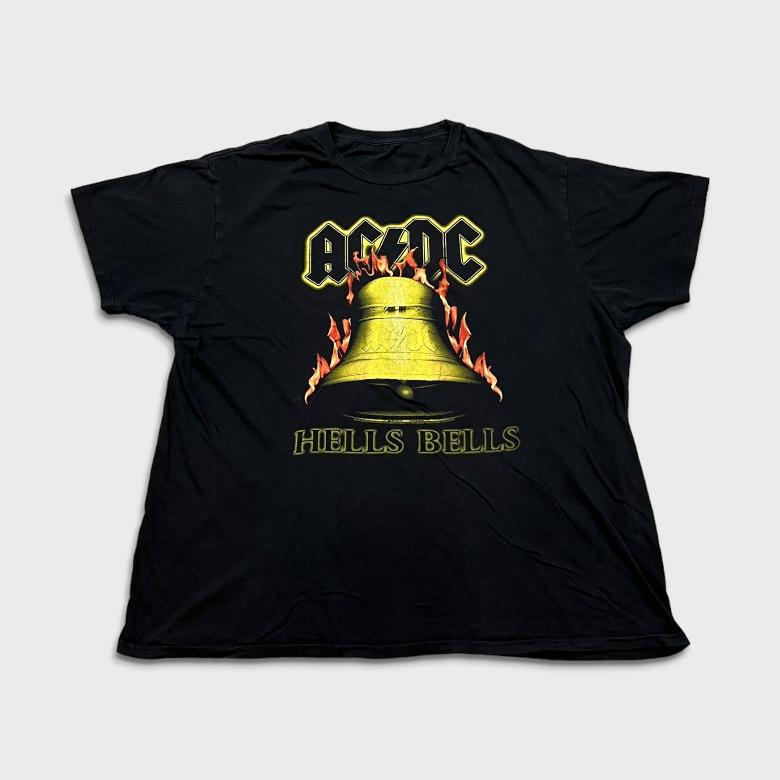 AC/DC × Vintage Vintage 2018 AC/DC Large Hells Bells Graphic Rock Band Tee Size US L / EU 52-54 / 3 - 1 Thumbnail
