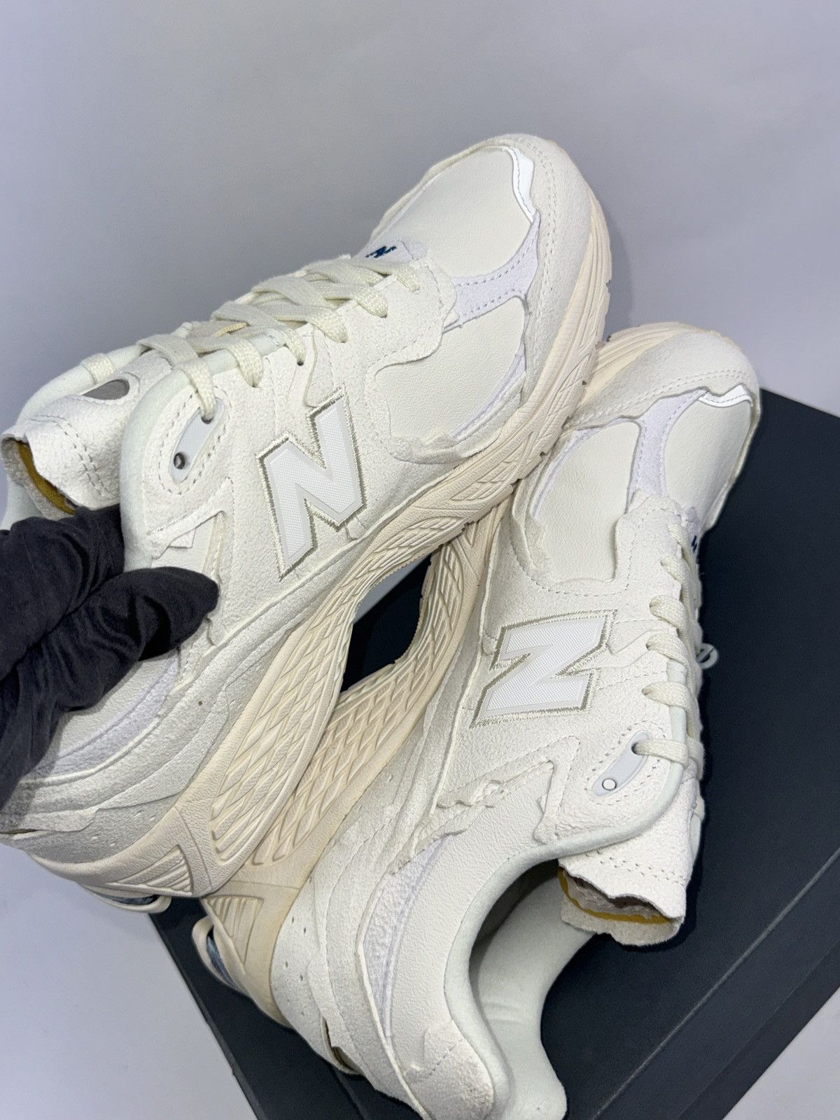 New Balance NEW BALANCE 2002R PROTECTION PACK SEA SALT SNEAKERS Size US 11 / EU 44 - 7 Thumbnail