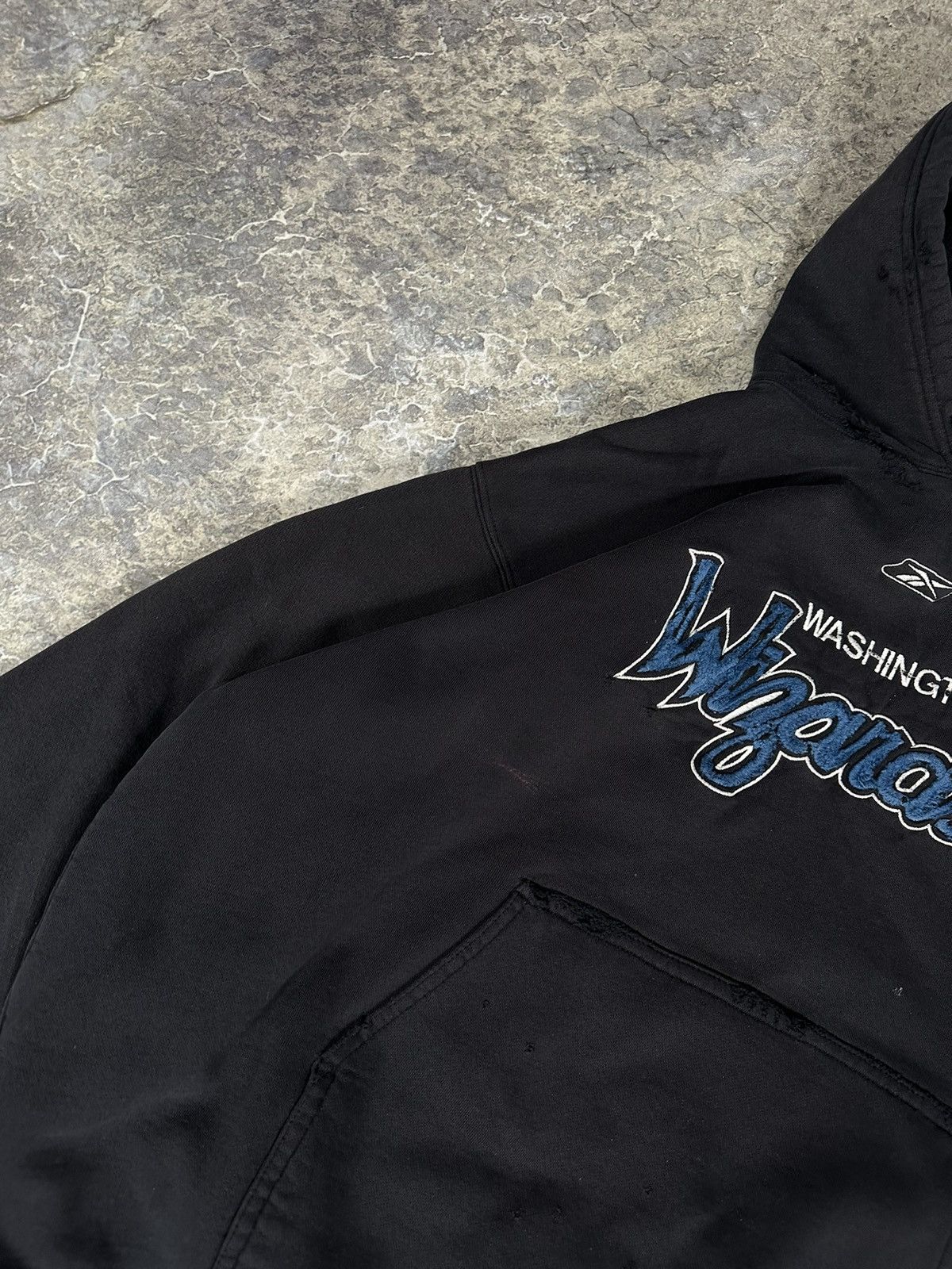 Reebok × Vintage Vintage Thrashed Washington Hoodie Size US L / EU 52-54 / 3 - 4 Thumbnail